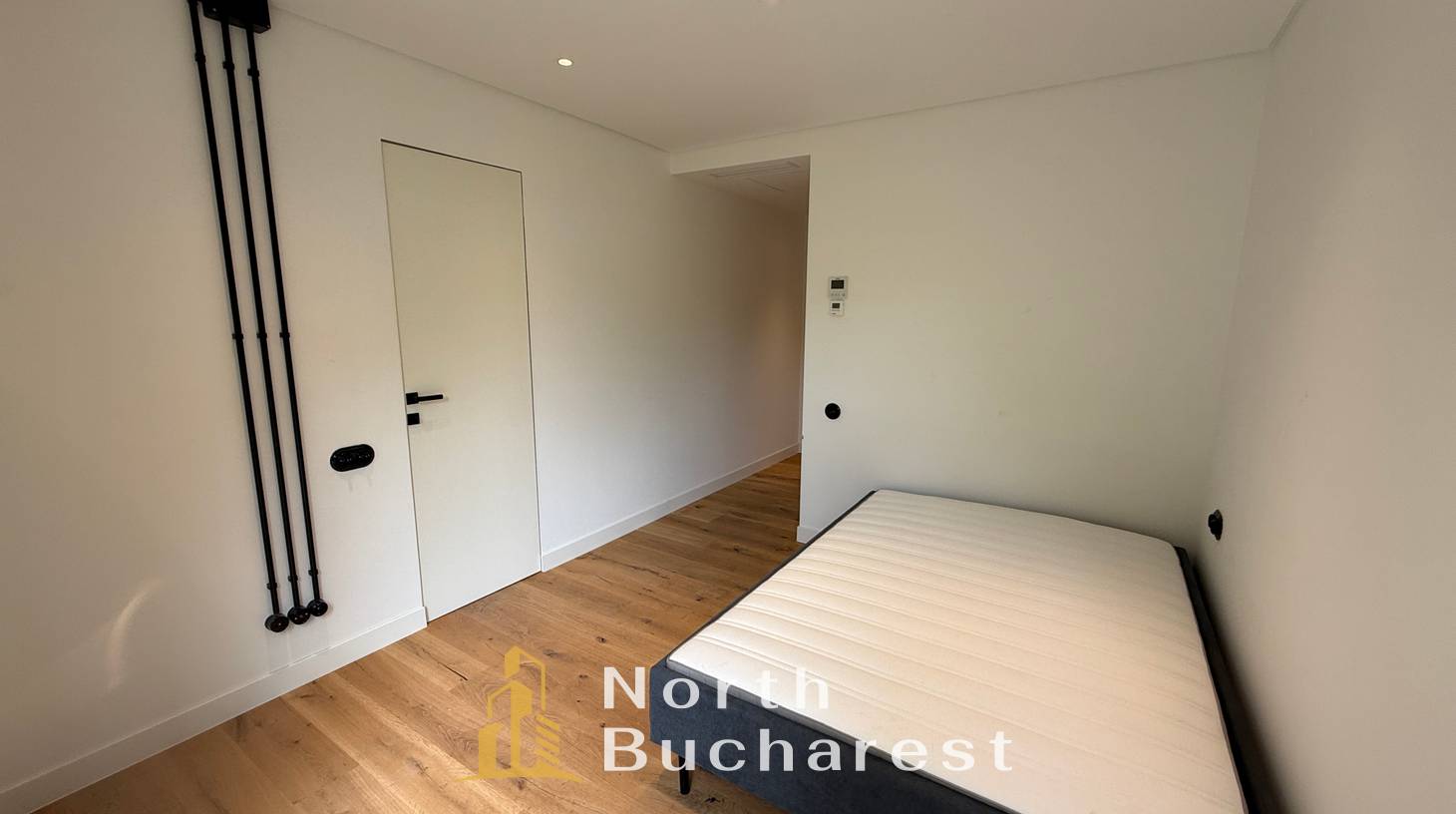 https://images.northbucharest.ro/-6A4LMe7Mf4Qiah3VxDjOnJABdgdR4Ma0hY-4glLRBU/watermark:0.75:so:0:30:0.39/resize:fill:1460:816:1/gravity:ce/bG9jYWw6Ly8vZXN0YXRlL2xyLzY3MDkzYmQwLTgwODUtNDQzNi05NGQzLTIwZjJkZGM2YmQwMy5qcGVn