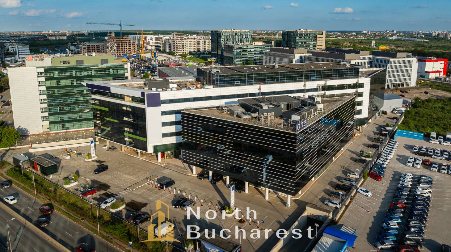 https://images.northbucharest.ro/-UVuOH-_Xn21Xr2garDI30w_Q4bYX8c-hNdMQJha9RM/watermark:0.75:so:0:30:0.39/resize:fill:1460:816:1/gravity:ce/bG9jYWw6Ly8vZXN0YXRlL2xyLzc2NWY1OTg5LTVjYjUtNGM2Ni1hZTA4LTFhYzQ5YzJjZDMwOC5qcGVn