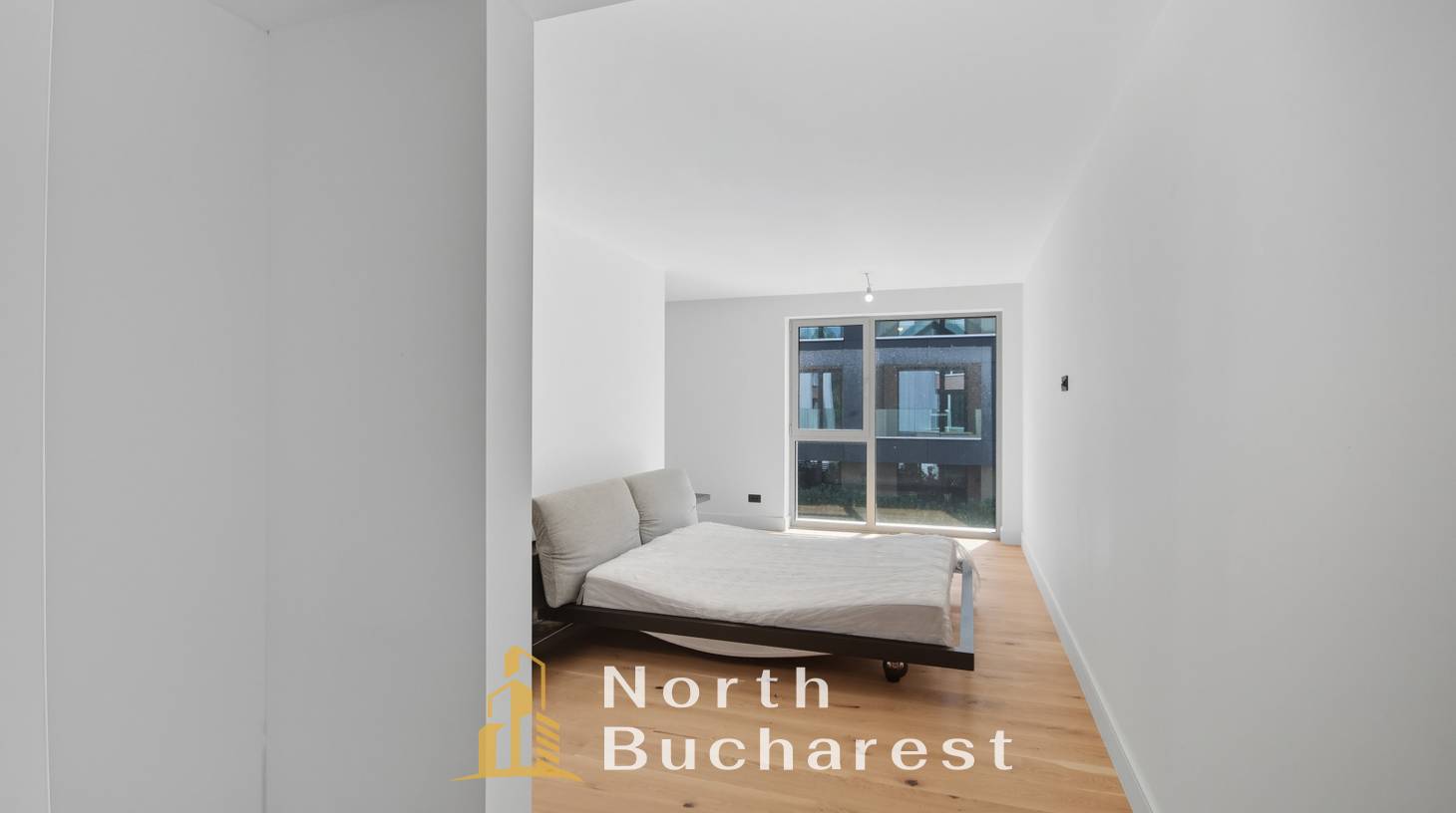 https://images.northbucharest.ro/-WjTWuwyuUBZsfTJZK3T7KICf1Nal9qQ29bbpTcrGdA/watermark:0.75:so:0:30:0.39/resize:fill:1460:816:1/gravity:ce/bG9jYWw6Ly8vZXN0YXRlL2xyL2Q1NDZjODA0LWRiYWEtNDEyZC04NmMxLTgzNTNjZDU5ZWY1Yi5qcGVn