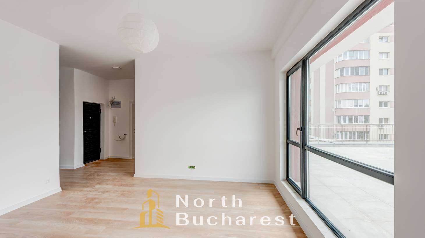 https://images.northbucharest.ro/-navrxlm1uA2cx4cNzqvpWEIcPMNl_MLfcjyn-96NUE/watermark:0.75:so:0:30:0.39/resize:fill:1460:816:1/gravity:ce/bG9jYWw6Ly8vZXN0YXRlL2xyLzA3ZTE2MDNiLWM0YmItNDA5MS1hZGVhLTRkOTRhZDgyOTIxMi5qcGVn