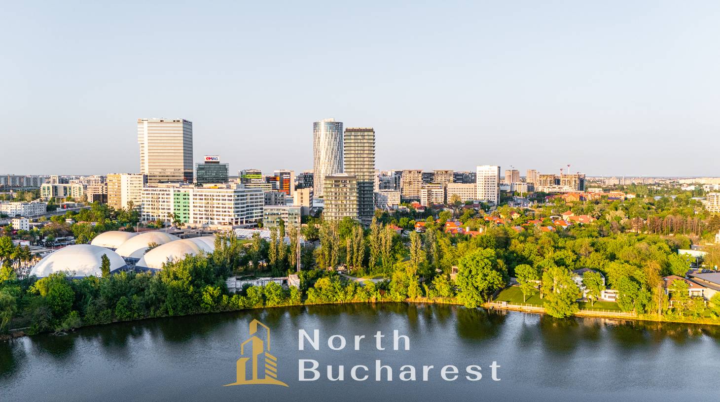 https://images.northbucharest.ro/-r9OsWzFpL5l8NNLrJUgxR9FdcFLl6qVPSj96gYrjrc/watermark:0.75:so:0:30:0.39/resize:fill:1460:816:1/gravity:ce/bG9jYWw6Ly8vZXN0YXRlL2xyL2MwN2I0MzYxLTRlNjctNGU2Mi05MmI5LWM1ZWUyMjFlZjk5NC5qcGVn