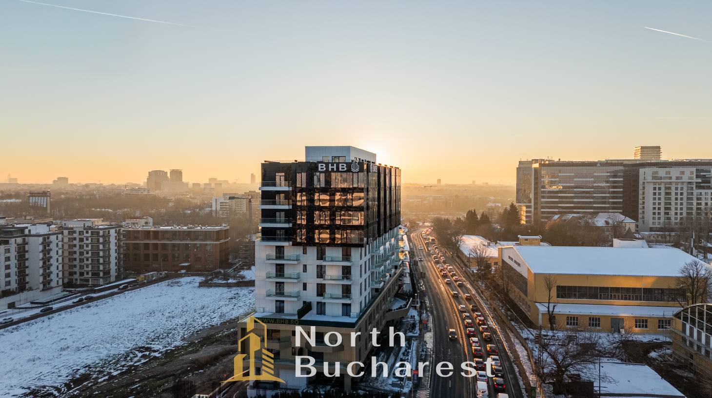 https://images.northbucharest.ro/0mWYgPBKXQmufPlSHpAVJMFU5x0aJ2upLtbMrtF7eKQ/watermark:0.75:so:0:30:0.39/resize:fill:1460:816:1/gravity:ce/bG9jYWw6Ly8vZXN0YXRlL2xyL2FlYTg4OTBjLWE2ZDEtNDE5ZC1iMzMzLTkxN2VhZDYzNmM1My5qcGVn