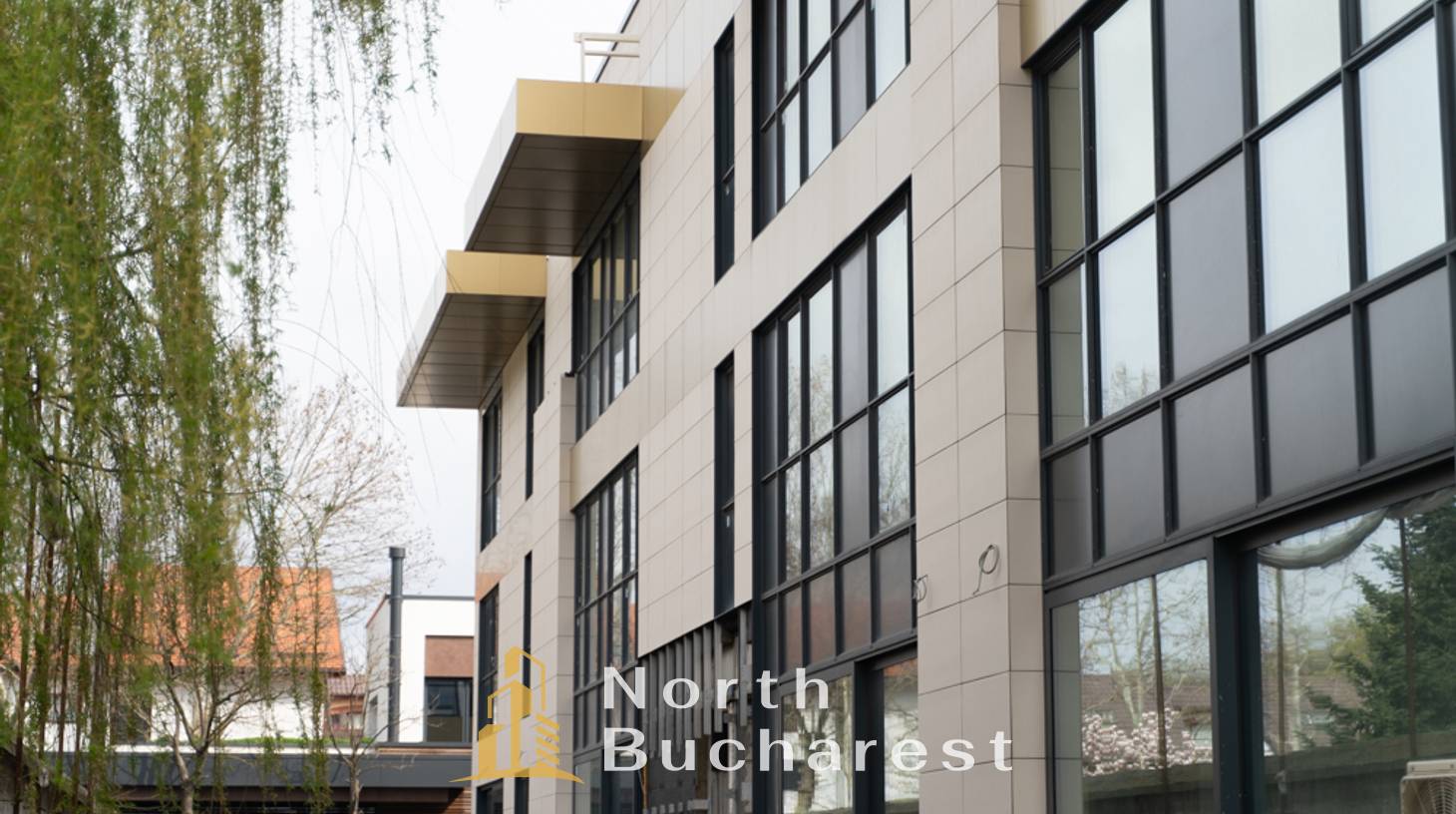https://images.northbucharest.ro/1V_5BssncTlpguMWnMOCWKfA3LAru4WBKXKm61llXew/watermark:0.75:so:0:30:0.39/resize:fill:1460:816:1/gravity:ce/bG9jYWw6Ly8vZXN0YXRlL2xyLzUzZmU1ZjgwLTI2NGItNDUxNy04MTFiLWRkOGE0ZWQ3NzhiMC5qcGVn