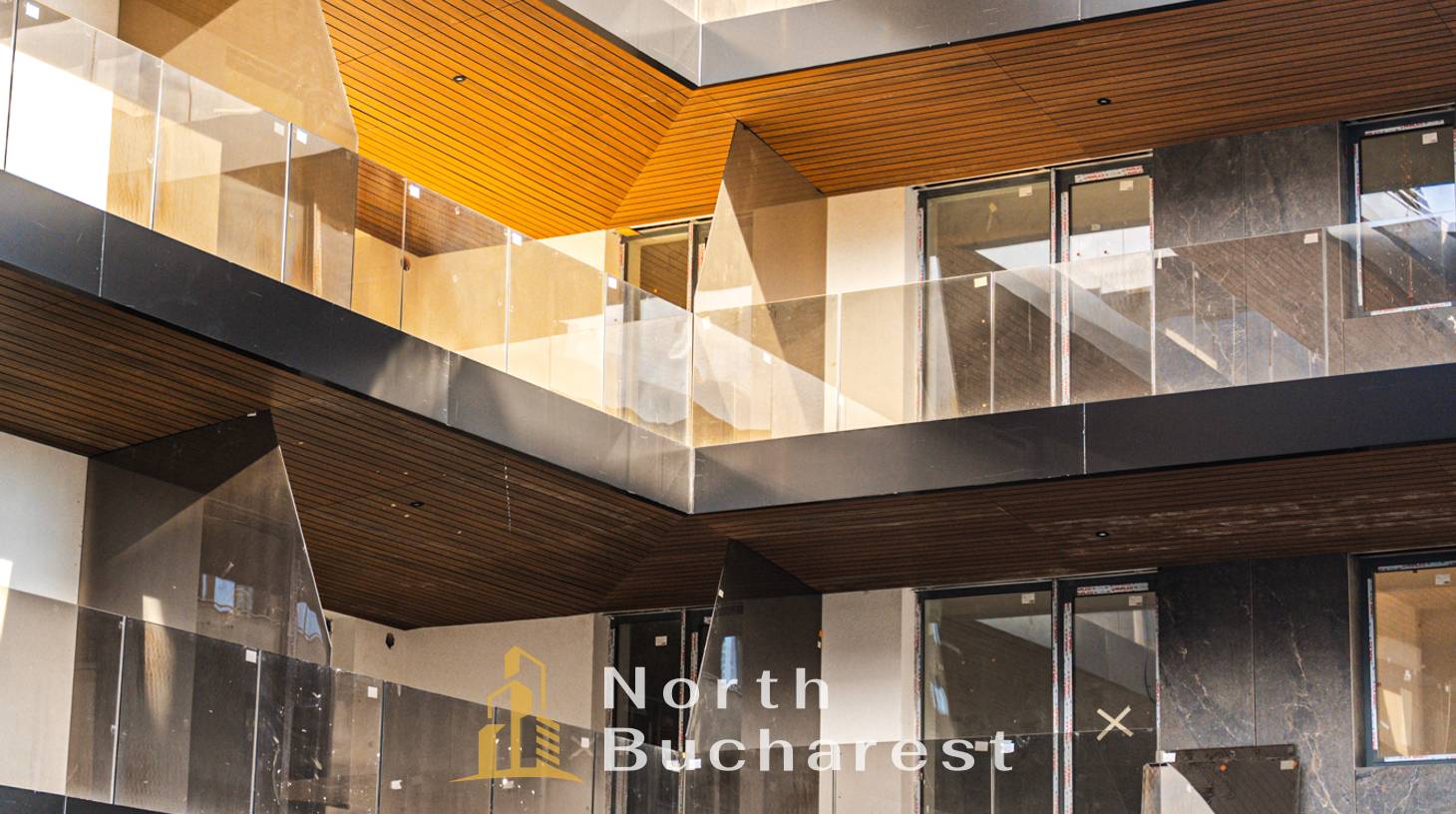 https://images.northbucharest.ro/2CcLPeWuXAuYIgW1tNuy9YttYqTdj3yTX11cMB9fVKs/watermark:0.75:so:0:30:0.39/resize:fill:1460:816:1/gravity:ce/bG9jYWw6Ly8vZXN0YXRlL2xyL2FmMmI5NmE1LTUxMzAtNDA0Yi05MjUyLWYxM2Y4Y2IxM2IxMC5qcGVn