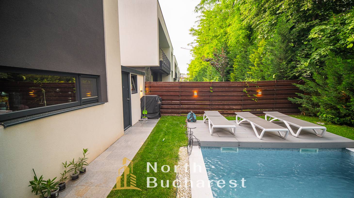 https://images.northbucharest.ro/2JcWE85G9B6GWMqIX1eYy805r1NELZ4WE2q12AA6rvA/watermark:0.75:so:0:30:0.39/resize:fill:1460:816:1/gravity:ce/bG9jYWw6Ly8vZXN0YXRlL2xyLzkxYWE4MWRhLThmZGYtNDc5Zi1iYzljLWM4NDk4NzcwMmZjMC5qcGVn