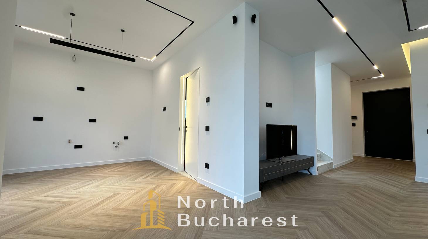 https://images.northbucharest.ro/2RB5b7iJocVNLOZb2rOd_m2bkVYObdNA_rUCOmHnOH8/watermark:0.75:so:0:30:0.39/resize:fill:1460:816:1/gravity:ce/bG9jYWw6Ly8vZXN0YXRlL2xyLzU5NWRjZTA0LWRhZmYtNDk5Ny1hZmVlLWNiZDViMzk4NzkwNS5qcGVn