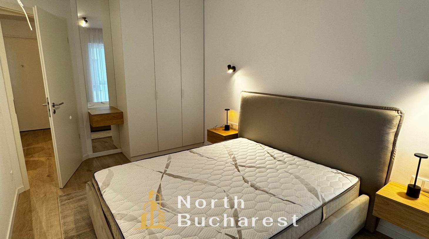https://images.northbucharest.ro/3-5p_XJ7mpW-xAlmBJ84jGuXDkP8amljrntSUIm6n04/watermark:0.75:so:0:30:0.39/resize:fill:1460:816:1/gravity:ce/bG9jYWw6Ly8vZXN0YXRlL2xyLzgwZTUxM2FmLWI1MzMtNDliMS1iN2FhLTUwNjA1NzY3NzQzNC5qcGVn