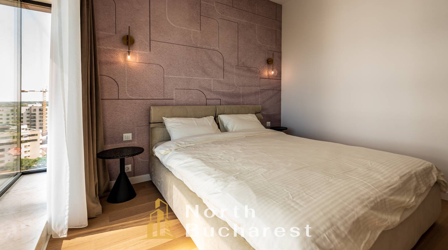 https://images.northbucharest.ro/3dBPEJhMeB3K0zZTMORKZwLFvrxXgTUAZO4j-mkv3Bw/watermark:0.75:so:0:30:0.39/resize:fill:1460:816:1/gravity:ce/bG9jYWw6Ly8vZXN0YXRlL2xyLzQyMDE1Y2E3LWY3NTctNDg4MC1hMjY4LTBhZjIyZTQyNWYzYy5qcGVn