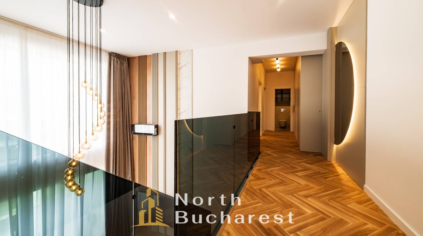 https://images.northbucharest.ro/3uvCb9_SVVgQxKyCobX-YHySvVMmMQkzNo8Ry_tJMY8/watermark:0.75:so:0:30:0.39/resize:fill:1460:816:1/gravity:ce/bG9jYWw6Ly8vZXN0YXRlL2xyLzRkOGYwNTAzLWIxMTAtNDA3ZS04MjY4LWI4MWZiYzNiYzBlNi5qcGVn