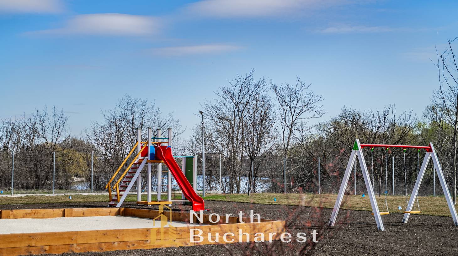 https://images.northbucharest.ro/42G_l3RHMaun3_Yt3vgXb1sM2x2ttxOxP0mvHQiHIyA/watermark:0.75:so:0:30:0.39/resize:fill:1460:816:1/gravity:ce/bG9jYWw6Ly8vY29tcGxleC9zbGlkZXMvMzZjMjRjMTctN2U3OS00NDljLTk3OGQtMTBlYzE3ZDBjMjQ1LmpwZWc