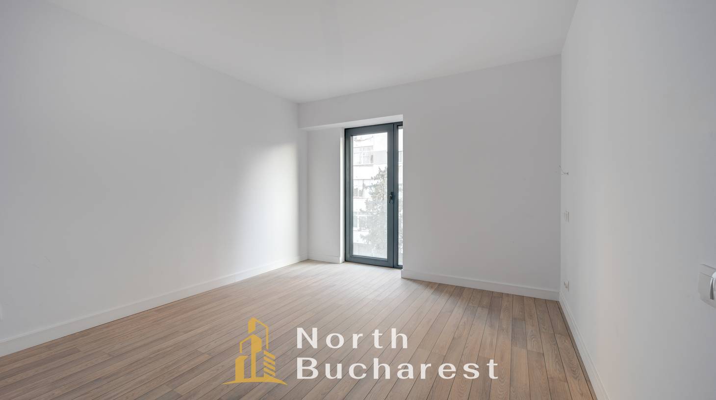 https://images.northbucharest.ro/4JW-0I4DqgxmzoSsRYtru_QhcQ4LcQ8caIF1W4_60dU/watermark:0.75:so:0:30:0.39/resize:fill:1460:816:1/gravity:ce/bG9jYWw6Ly8vZXN0YXRlL2xyL2NjZWIyMGYyLThiOTMtNGM5Zi05MTFmLWI1MjY5MGMyYzNiNi5qcGVn