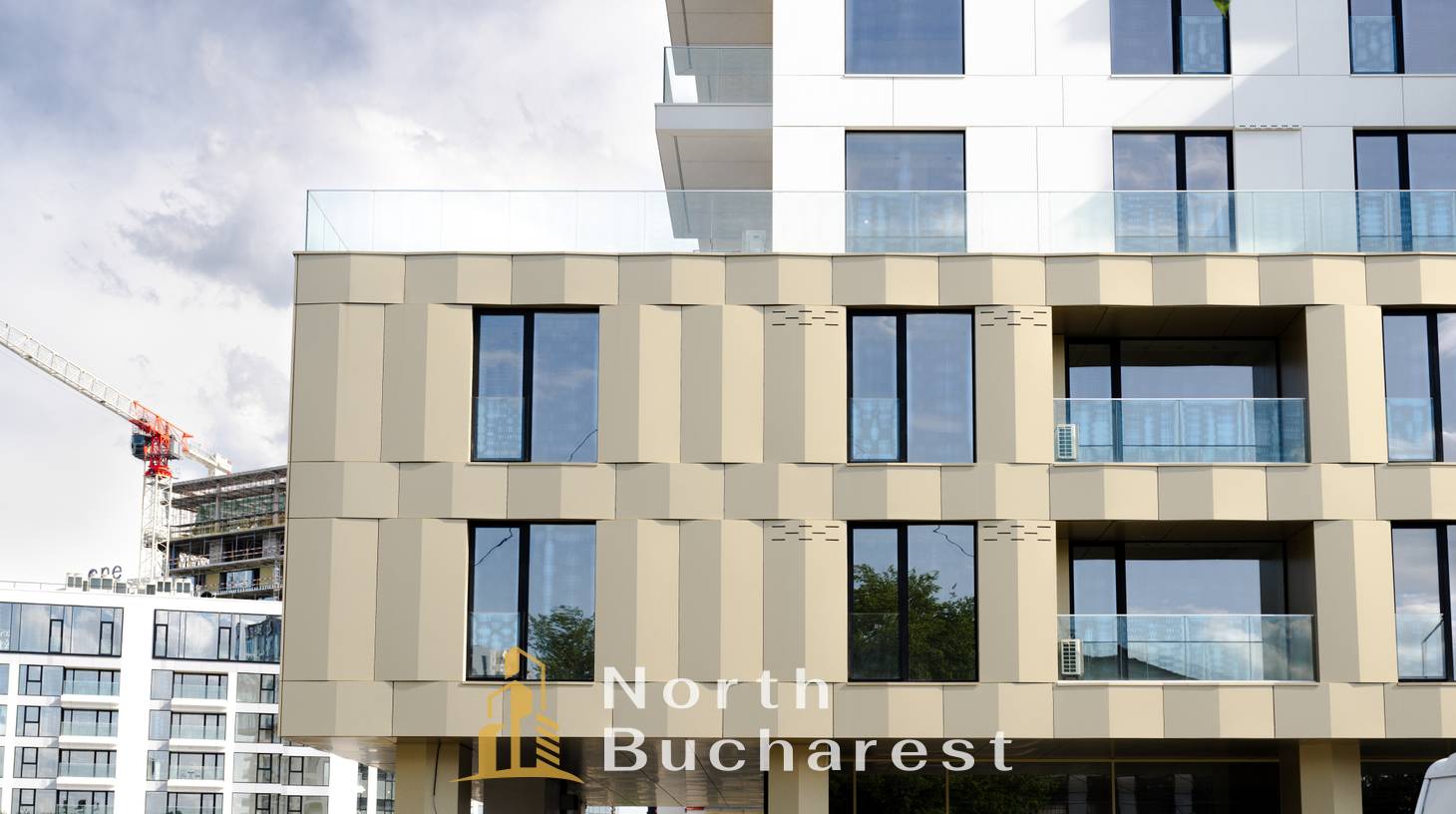https://images.northbucharest.ro/4Lrc6YhDEsaE9kLxBK3zAVfjJxwfshd31FD4P5PxJfg/watermark:0.75:so:0:30:0.39/resize:fill:1460:816:1/gravity:ce/bG9jYWw6Ly8vZXN0YXRlL2xyL2E4NmNmNTRiLTQ0Y2QtNGRiOS05NzkxLTUwNWNiOGIzYjhhNS5qcGVn