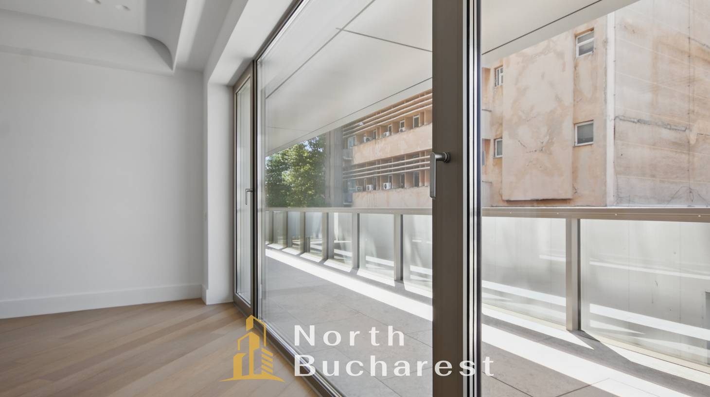 https://images.northbucharest.ro/5H0_vy9fYkrE_cAXKBmxHEsMBZTmznC7fko1VmaAgfY/watermark:0.75:so:0:30:0.39/resize:fill:1460:816:1/gravity:ce/bG9jYWw6Ly8vZXN0YXRlL2xyLzJkZjI4NTVlLTJlMWQtNDQ3ZC1iNmJjLWM1NzBiYmY3YWIxOS5qcGVn