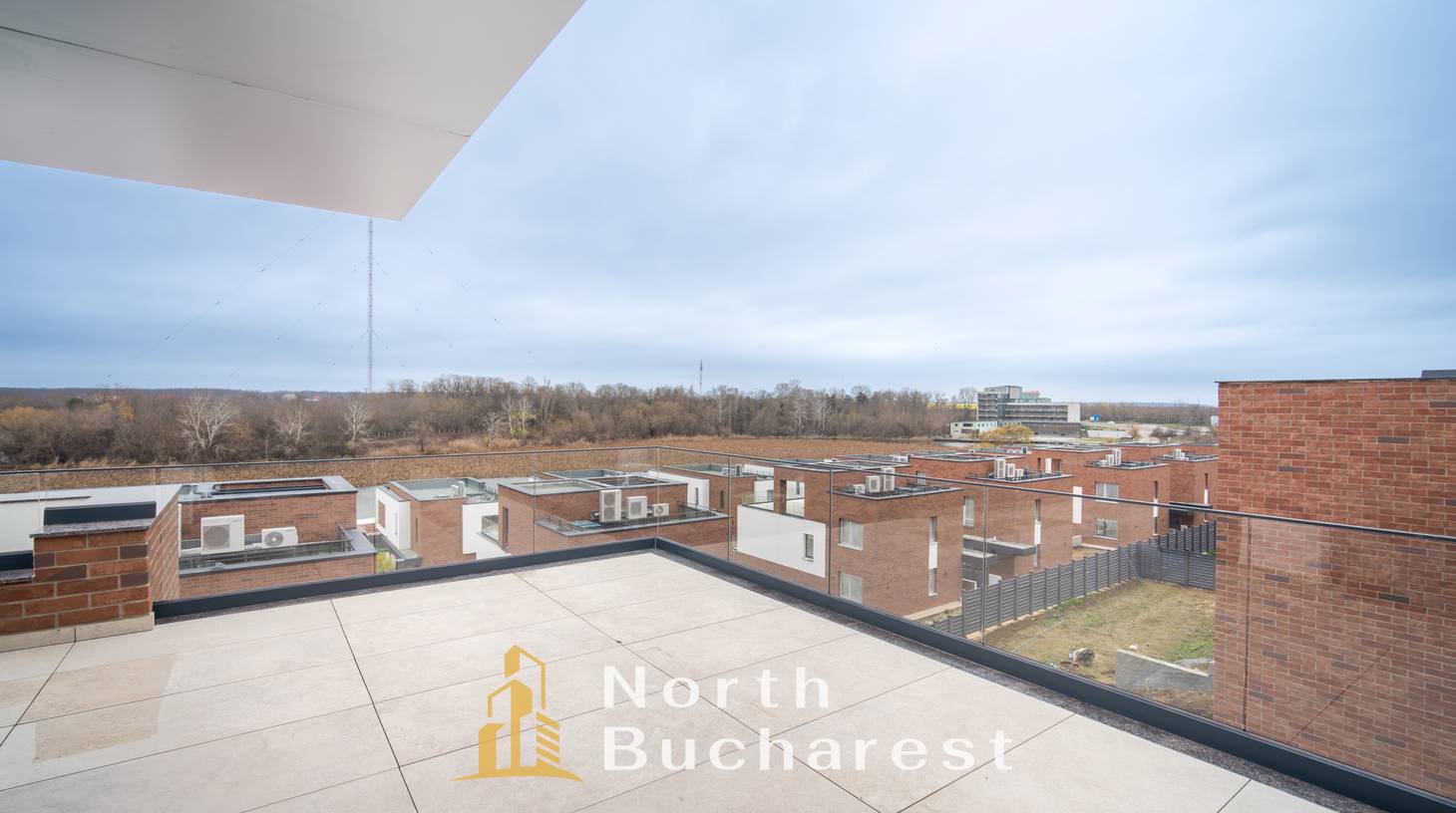 https://images.northbucharest.ro/5MfY0yhNQmrwGVSnezle6oR4yFwapDD16nYo0EW9lZo/watermark:0.75:so:0:30:0.39/resize:fill:1460:816:1/gravity:ce/bG9jYWw6Ly8vZXN0YXRlL2xyLzlhOWYzNzVhLWIwODItNDk5Yy05NjlkLTMxYzMyMDUxMmM3YS5qcGVn
