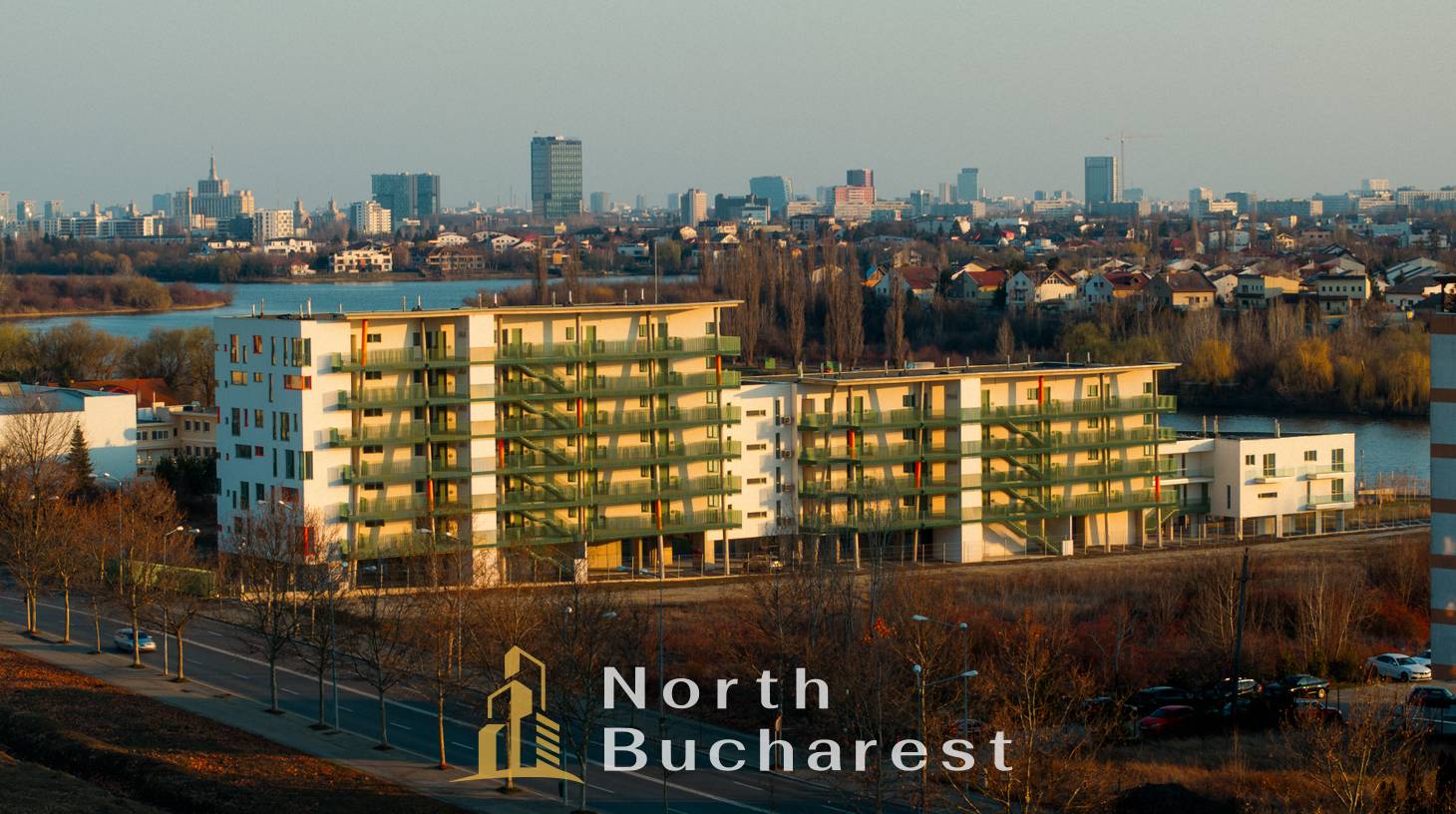 https://images.northbucharest.ro/5ZQh3qHOFxrV1WkXxwPTG9EHy4tuSwzwOq6lkJ41jBU/watermark:0.75:so:0:30:0.39/resize:fill:1460:816:1/gravity:ce/bG9jYWw6Ly8vY29tcGxleC9zbGlkZXMvNmI2NGQ2NTgtYTE3NS00OGQyLThlZjAtZGQxZTViY2Y5ZmE2LmpwZWc