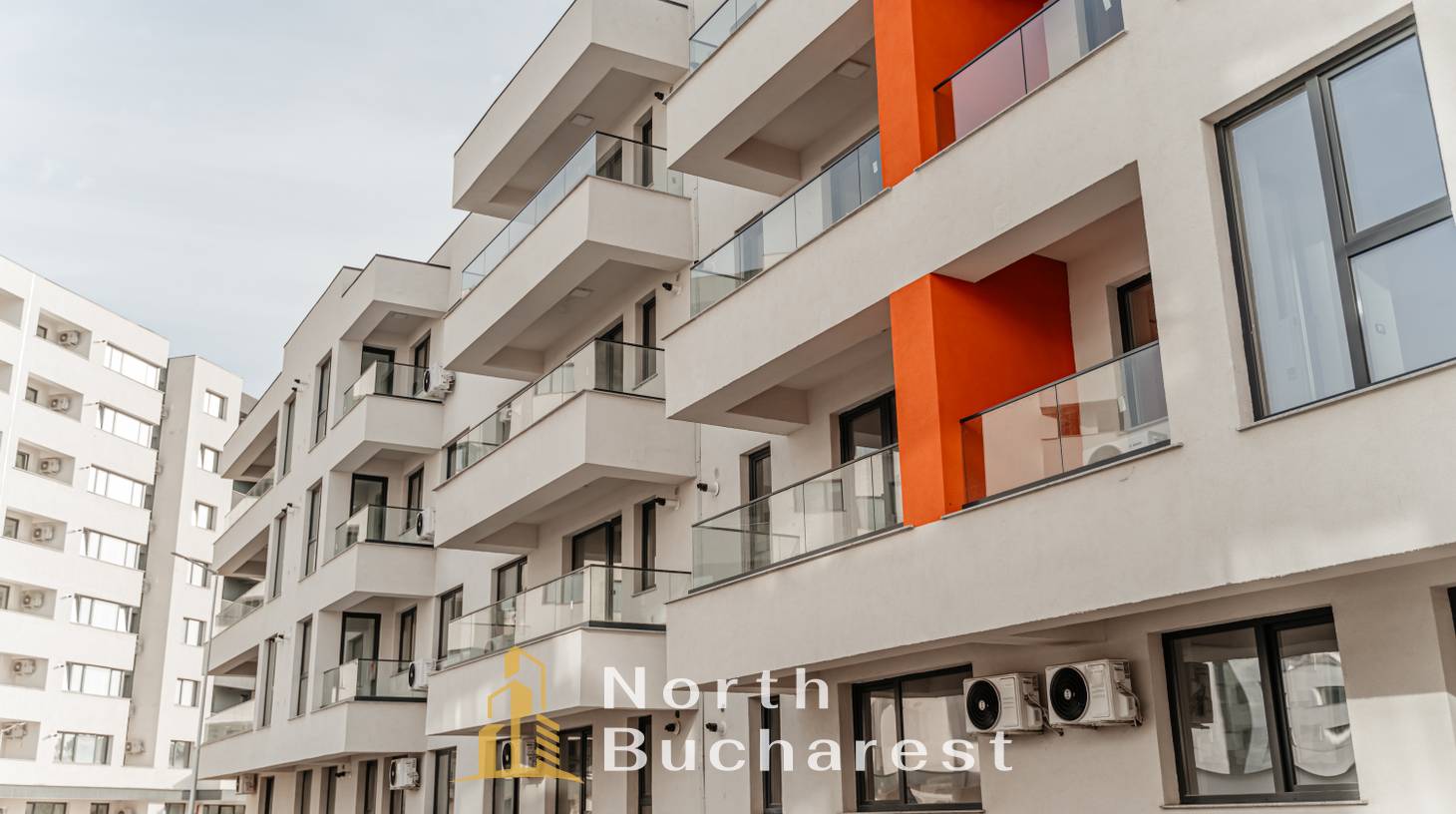 https://images.northbucharest.ro/6LB-ftOAMZ2lTIdnGn7AEcGb0jCDCHsCusEi_pBrRi0/watermark:0.75:so:0:30:0.39/resize:fill:1460:816:1/gravity:ce/bG9jYWw6Ly8vZXN0YXRlL2xyLzI5ODhkMDczLTUxZjMtNDQ0NS1iNzM4LWEwNjQ4YmU4NjBjZi5qcGVn