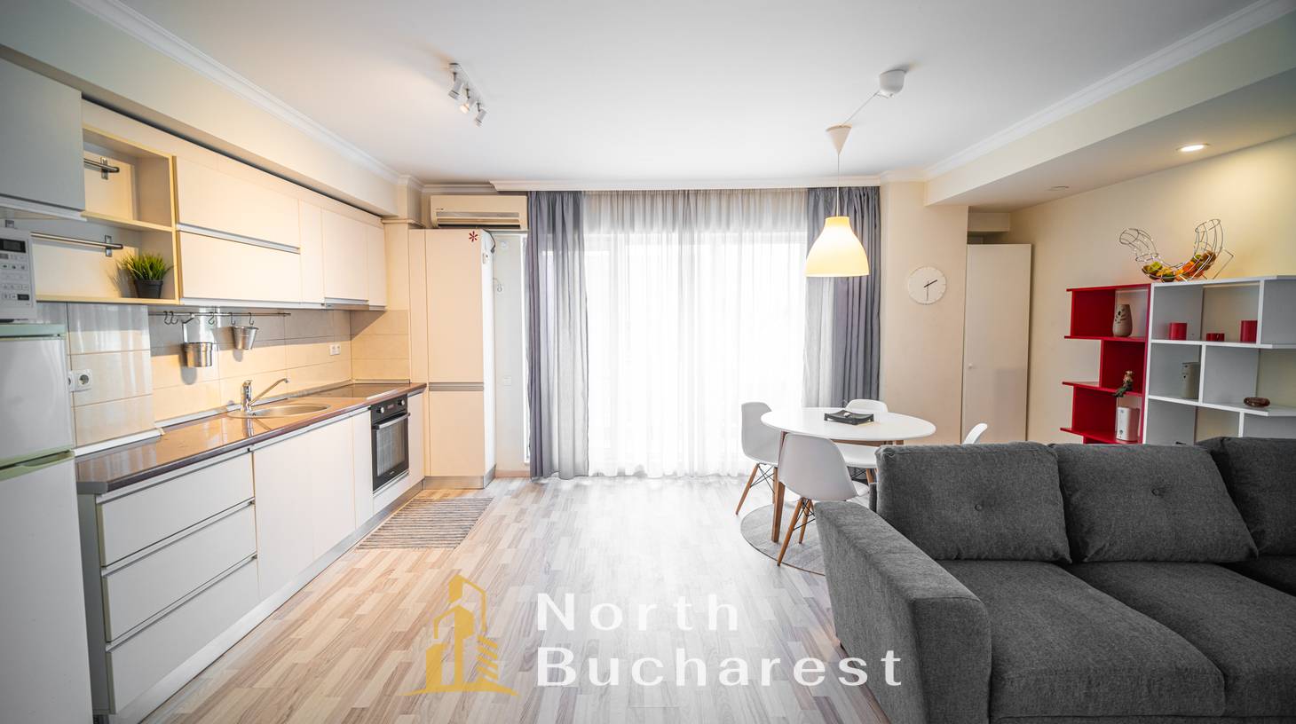 https://images.northbucharest.ro/6c45XeqMDMR7SqoTbN3v34sZhMdCLDQI4CSMPD1Jm4A/watermark:0.75:so:0:30:0.39/resize:fill:1460:816:1/gravity:ce/bG9jYWw6Ly8vZXN0YXRlL2xyL2I0NzA2M2I5LTVjYzUtNDA5OS05YWQ3LWJhMTBmZTdmNGUyMy5qcGVn