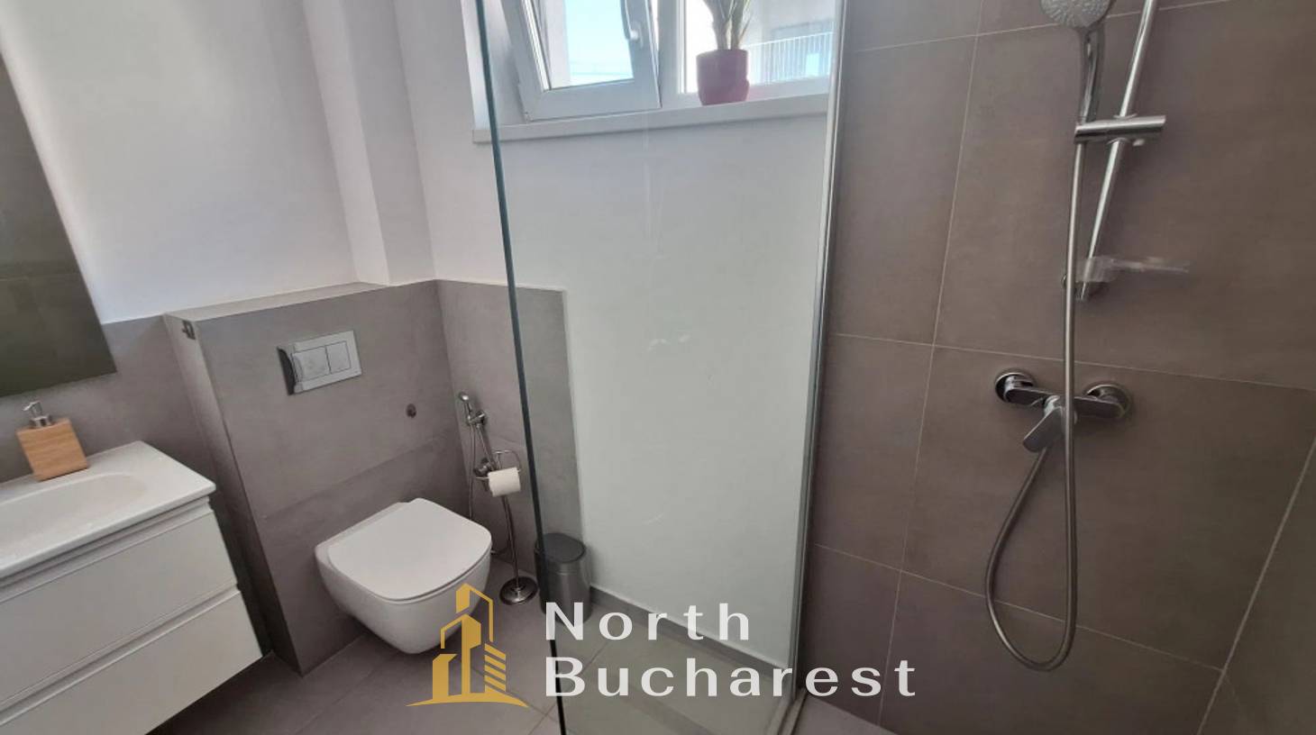 https://images.northbucharest.ro/6eufndbeeq9KlmLsSAwzZAn3lhgT9_VbiKp519VGldY/watermark:0.75:so:0:30:0.39/resize:fill:1460:816:1/gravity:ce/bG9jYWw6Ly8vZXN0YXRlL2xyL3ZncHB3c2N2N3FsaHVvNy01MTZfNy5qcGc