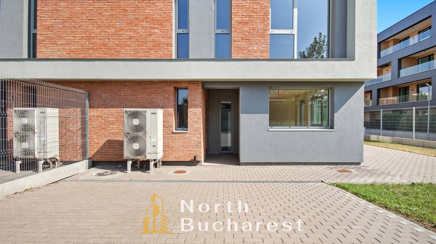 https://images.northbucharest.ro/79erki4W0fV04sQUwDkeWj4nwb9kJNTKWwmxgtRizrE/watermark:0.75:so:0:30:0.39/resize:fill:1460:816:1/gravity:ce/bG9jYWw6Ly8vZXN0YXRlL2xyLzZlNzczNDExLTgyMWYtNDAxNy1iNTVjLWFlN2RkOGE3ZjEyNC5qcGVn
