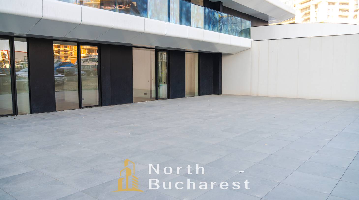 https://images.northbucharest.ro/7QgCZKEy4HqWO0jLH1wFG2R8YQBS_D43xEdsrFD6JeM/watermark:0.75:so:0:30:0.39/resize:fill:1460:816:1/gravity:ce/bG9jYWw6Ly8vZXN0YXRlL2xyLzM0MmQ1YjRlLTYxOTItNDA4ZS1hNzA0LWFjMzA4MTI4MTUyOS5qcGVn