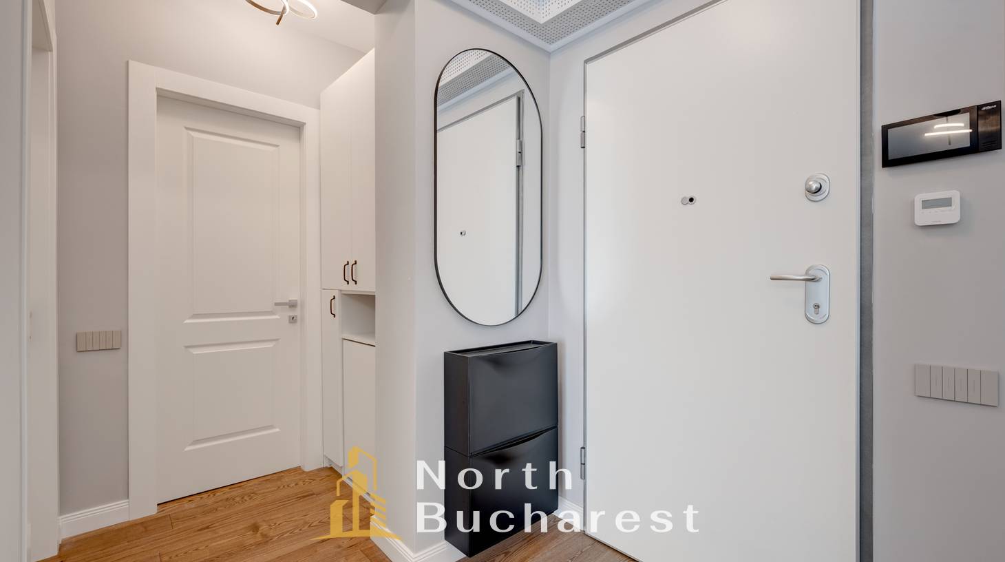 https://images.northbucharest.ro/7fqQ3cfMR_0niUbrxNm3xXJGq9c3YqsBGX8Qf6OUJ7I/watermark:0.75:so:0:30:0.39/resize:fill:1460:816:1/gravity:ce/bG9jYWw6Ly8vZXN0YXRlL2xyLzJjYzliOWY3LWI3MTItNDIxMC1iM2YzLTZjZjZiZmNlMmUxMS5qcGVn