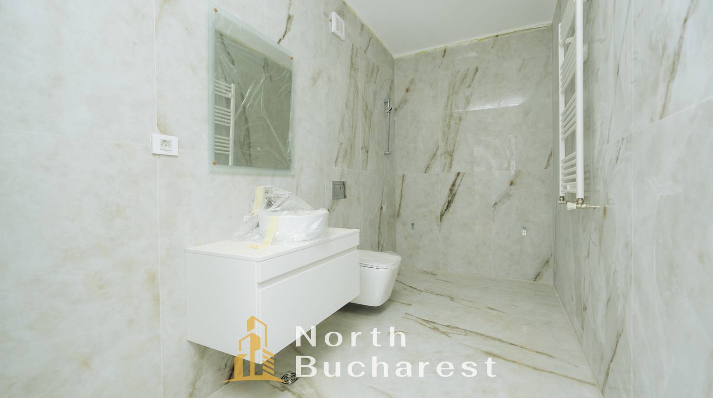 https://images.northbucharest.ro/7qtEGnuFM4CmjNbQQ79GkuajoBlEombnZMx15No0OXw/watermark:0.75:so:0:30:0.39/resize:fill:1460:816:1/gravity:ce/bG9jYWw6Ly8vZXN0YXRlL2xyL2FkYTkzNmY5LTBkMTEtNDI5YS1iZTdmLWIyNTk5NDFkY2JkOS5qcGVn