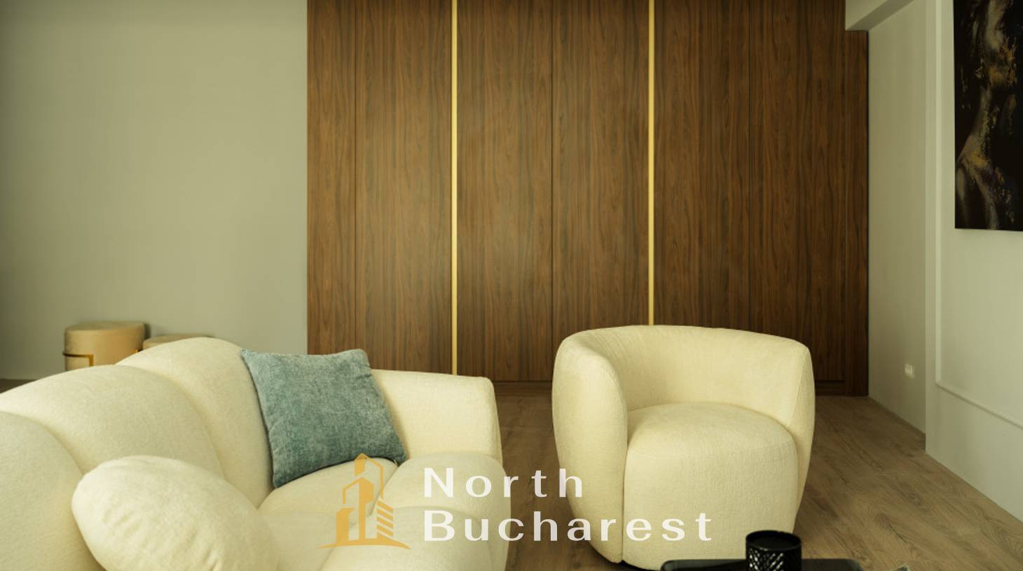 https://images.northbucharest.ro/85AQAkZjMartB4JUF7L63ETQJUmqCrOAHkaoj38v4co/watermark:0.75:so:0:30:0.39/resize:fill:1460:816:1/gravity:ce/bG9jYWw6Ly8vZXN0YXRlL2xyL3JhanM4ZmtoczNqdDZudC0yODFfMy5qcGc