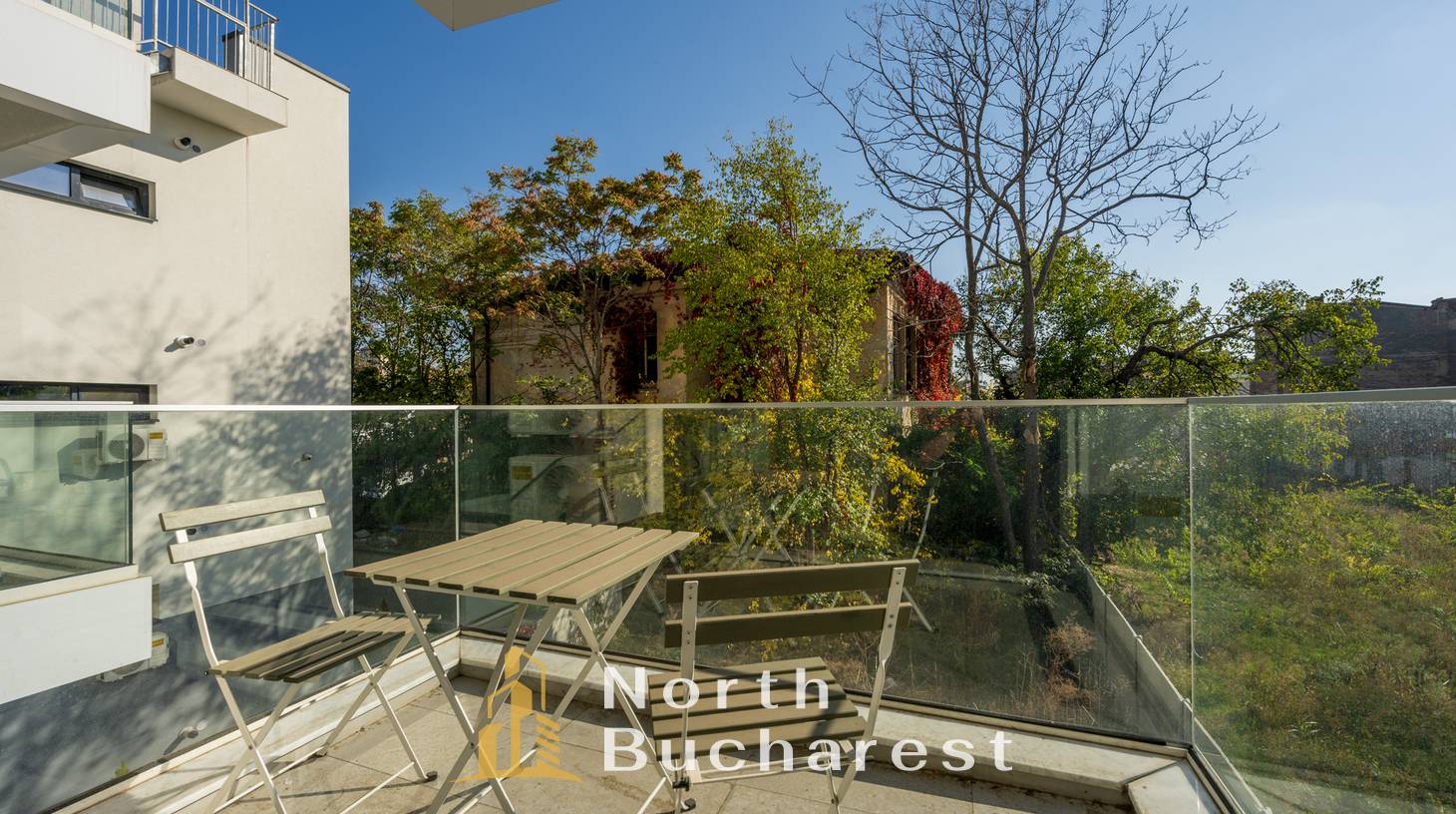 https://images.northbucharest.ro/8DtUgR_lkI8vQ2MVDUDUfWxECGzN3s3XeEgmohVcEyE/watermark:0.75:so:0:30:0.39/resize:fill:1460:816:1/gravity:ce/bG9jYWw6Ly8vZXN0YXRlL2xyLzZkMTc5ZjMxLWY5ZWQtNDAwOS1hN2EwLTI5MjAzM2UwMmNkYi5qcGVn