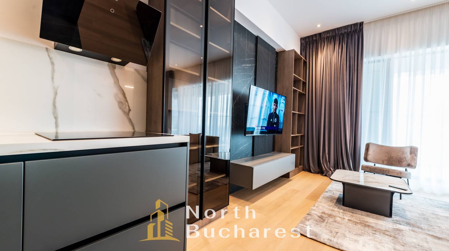 https://images.northbucharest.ro/8GF2bzI_p_FQnjKQ-3HeLcoSl6P3eW4D5FEmwbXvdVY/watermark:0.75:so:0:30:0.39/resize:fill:1460:816:1/gravity:ce/bG9jYWw6Ly8vZXN0YXRlL2xyLzZiOGE4NmVhLWVjNmQtNDMwZC04YjJiLWExN2VmNDY2ZjY4Yy5qcGVn