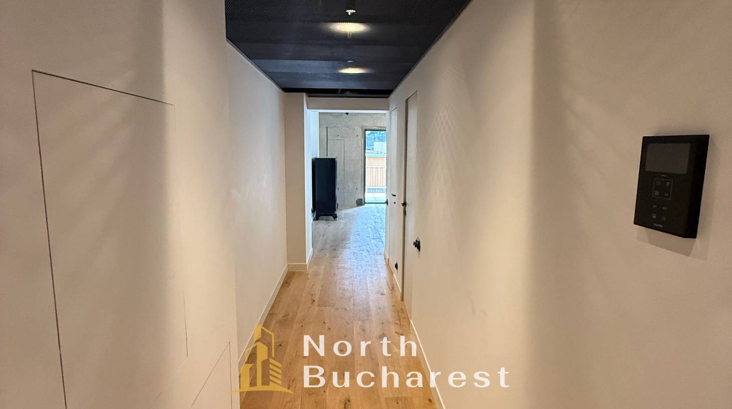 https://images.northbucharest.ro/8i9jIZgt1MqSxJidPdx8QEwxHhpIaQwo-cRMvK0Svf4/watermark:0.75:so:0:30:0.39/resize:fill:1460:816:1/gravity:ce/bG9jYWw6Ly8vZXN0YXRlL2xyLzg5NmQ3ZTk3LTBkMDctNDRhZi05NzBmLTA2NWUwNmFiZmNiMi5qcGVn