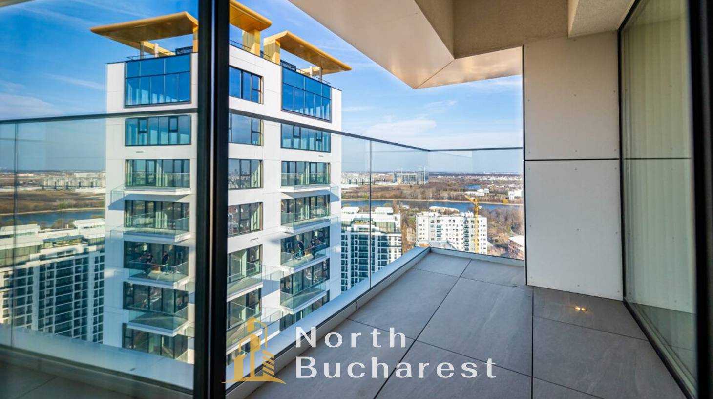 https://images.northbucharest.ro/9BVJAQ5WWSQo_oSNPThmfDpc8OJG_QwZZ3im9JeJVn4/watermark:0.75:so:0:30:0.39/resize:fill:1460:816:1/gravity:ce/bG9jYWw6Ly8vZXN0YXRlL2xyL2JiZjA2MDQ2LWNiNmItNGI3YS05NmZkLWU3ZWFiMGU0YjI0MS5qcGVn