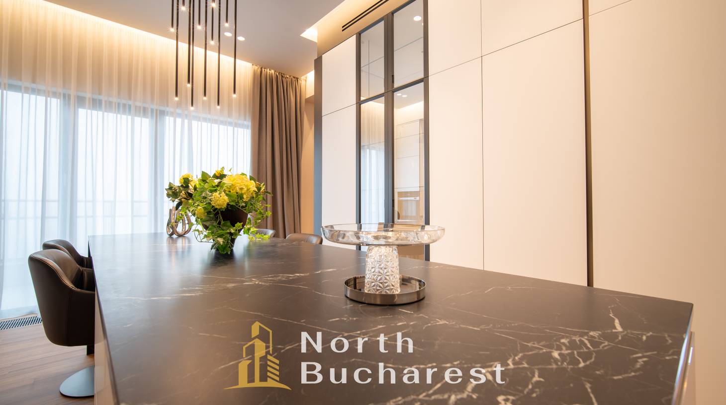 https://images.northbucharest.ro/9SO98yeXrQ58WWfBwNl9a9Gmw_RVgftDwOs7bYe7ULc/watermark:0.75:so:0:30:0.39/resize:fill:1460:816:1/gravity:ce/bG9jYWw6Ly8vZXN0YXRlL2xyL2Q1NWI2OGViLWFjODItNDllYS04ZDlkLTM3ZmY1ZDk0MWNlOC5qcGVn