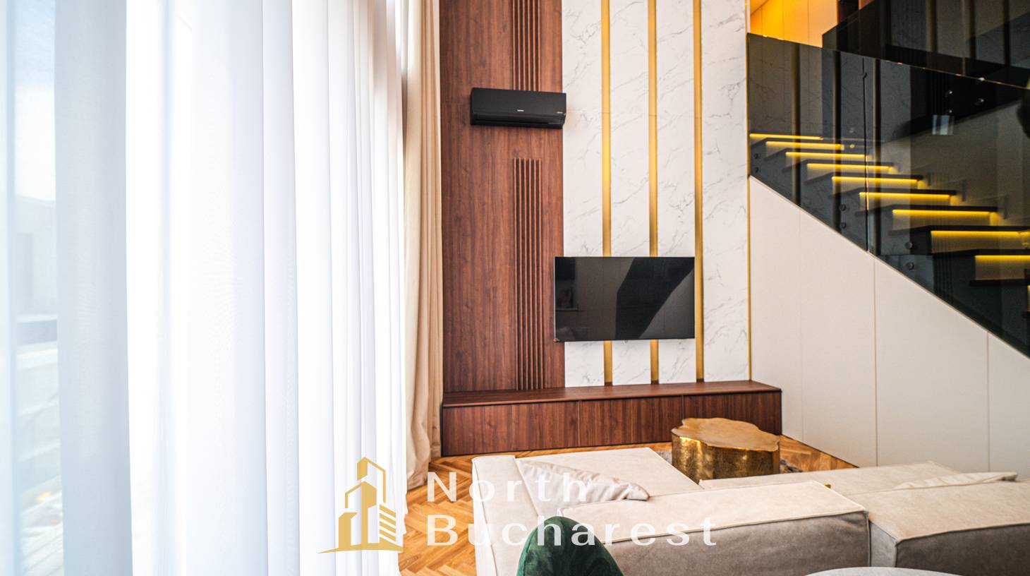 https://images.northbucharest.ro/9XFKHJ9jHssQLxIur55d-_1kE21g01VVpd8zBf1UQiw/watermark:0.75:so:0:30:0.39/resize:fill:1460:816:1/gravity:ce/bG9jYWw6Ly8vZXN0YXRlL2xyL2UwZGVmMTM1LTc0MjktNGZlOS1hZWNjLTI1ZTYwOGRmZTRlOS5qcGVn