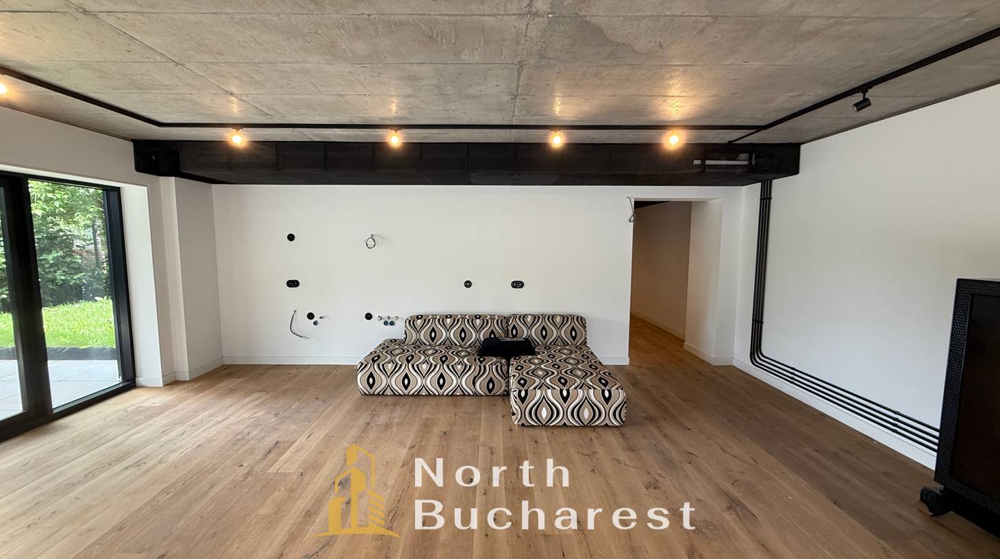 https://images.northbucharest.ro/9bfEO7AaHMGRHCCe4OJzdQEdcZzb6U8C2aFTq8g_Lb4/watermark:0.75:so:0:30:0.39/resize:fill:1460:816:1/gravity:ce/bG9jYWw6Ly8vZXN0YXRlL2xyLzk3NDI4MThlLTRhNTQtNDUwNS1iYjg3LWYxY2MyYWUxNTI0ZC5qcGVn