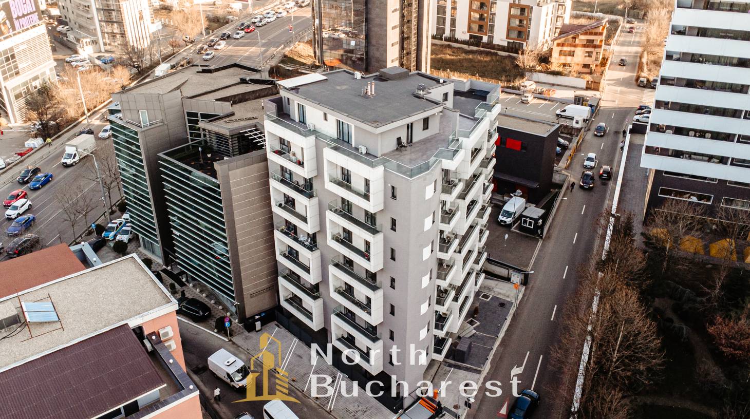 https://images.northbucharest.ro/9nhztZebuHJRju9QGrMev9IGN-KLInnPkSUoGzIxeOA/watermark:0.75:so:0:30:0.39/resize:fill:1460:816:1/gravity:ce/bG9jYWw6Ly8vZXN0YXRlL2xyL2MzOWQyMmY2LWQyYmQtNDcyNy1hZTFkLThlODBlZGE0Y2QzNy5qcGVn