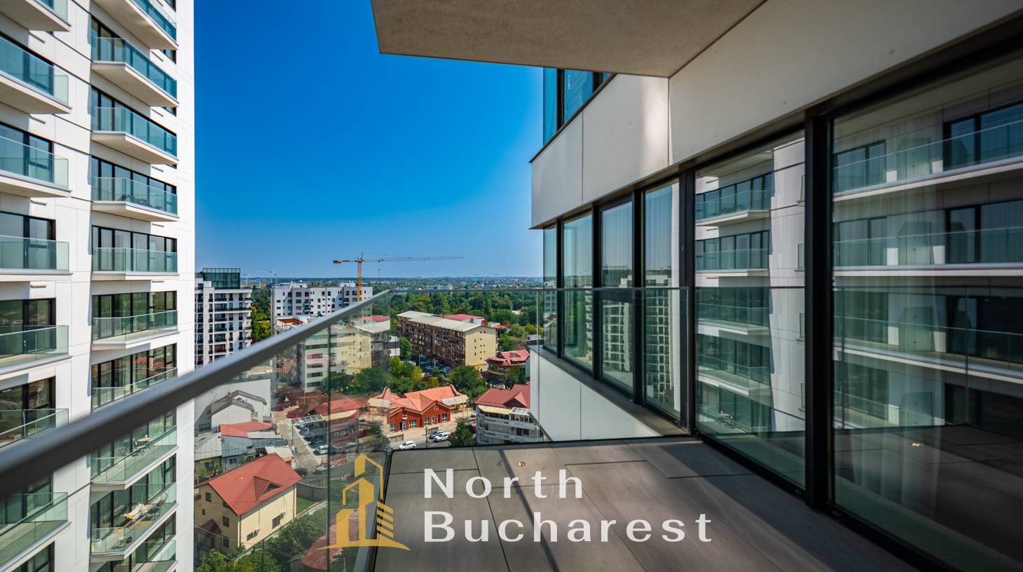 https://images.northbucharest.ro/9pa-GAqB8zbp1zXFGAzCHfVr_Vw1aHIicuxyosbnPW0/watermark:0.75:so:0:30:0.39/resize:fill:1460:816:1/gravity:ce/bG9jYWw6Ly8vZXN0YXRlL2xyLzY5MjU0N2Y4LTdjZWUtNGU3ZS05NGM0LThhYmQ2Mzc1MzEzNi5qcGVn