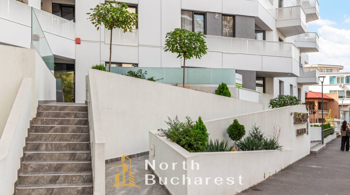 https://images.northbucharest.ro/9xXIbakYmQKN6Xjy25wUmoe0XsxNh3g2cVqWs1ngTac/watermark:0.75:so:0:30:0.39/resize:fill:1460:816:1/gravity:ce/bG9jYWw6Ly8vZXN0YXRlL2xyL2htNG1hczg1M2kxcDFoNi0yMDFfMi5qcGc