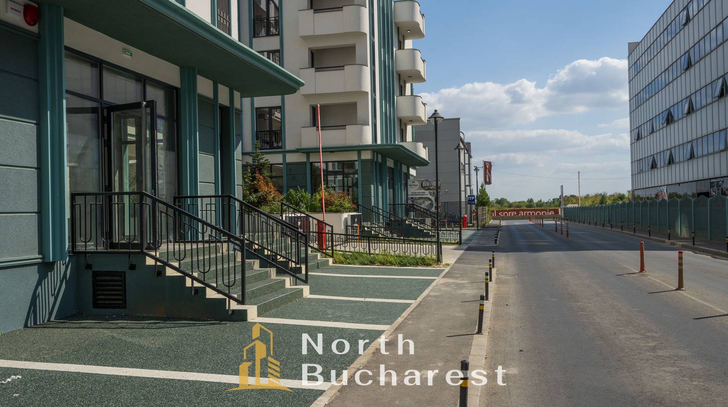 https://images.northbucharest.ro/AEP26fSUT89d7Nge87MrYS9Ctge7j9hj8ZVT5l9OKvk/watermark:0.75:so:0:30:0.39/resize:fill:1460:816:1/gravity:ce/bG9jYWw6Ly8vZXN0YXRlL2xyLzNlNTUxZjA2LTY5MjEtNGQ2MS1iMzgyLTYzN2E4ZTAxNzBkOS5qcGVn