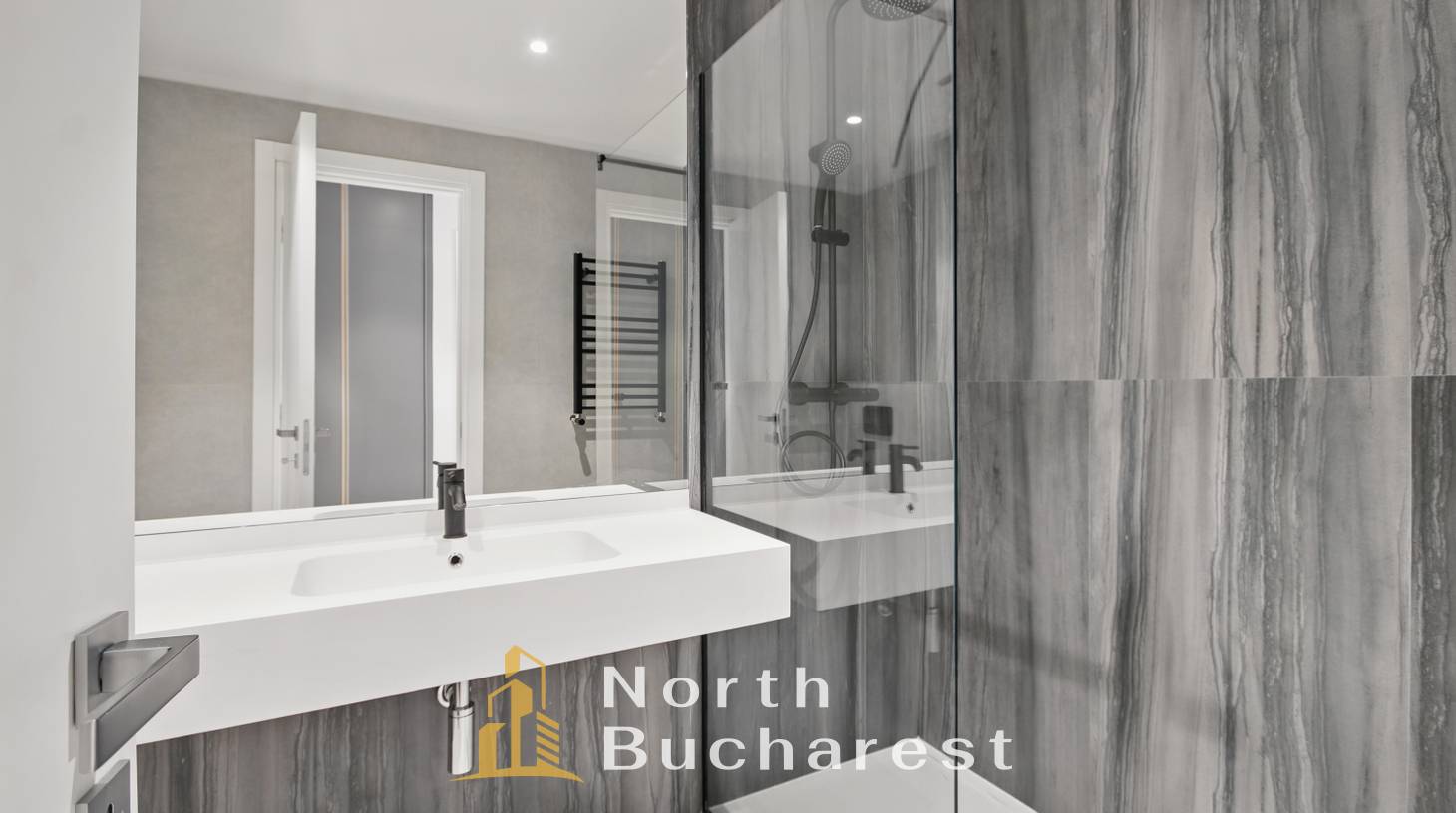 https://images.northbucharest.ro/AWQk-5B-kf21wicxqX9hoXv2zmdGZYs8T8MI6Xk9cVM/watermark:0.75:so:0:30:0.39/resize:fill:1460:816:1/gravity:ce/bG9jYWw6Ly8vZXN0YXRlL2xyLzY5ZTYzYTg5LTk0NDktNGIwZC05ZjJiLThkN2ZhYWFlNDcwYi5qcGVn