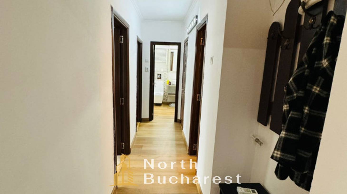 https://images.northbucharest.ro/AtnedMuIhayk3WsxnVrZ3odMPlku_zcDIYjjT8mgrik/watermark:0.75:so:0:30:0.39/resize:fill:1460:816:1/gravity:ce/bG9jYWw6Ly8vZXN0YXRlL2xyLzl4Y3Q0cWx2bDcxYnFjZS03MzVfMTMuanBn