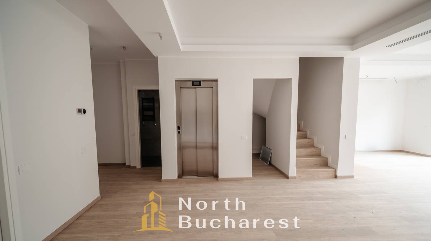 https://images.northbucharest.ro/BK6Z6OLCenRum5-Qiwy_eUuG_Dl_qLvIIAYXOxyaBPE/watermark:0.75:so:0:30:0.39/resize:fill:1460:816:1/gravity:ce/bG9jYWw6Ly8vZXN0YXRlL2xyLzc0MjJkNDhiLWQ0MWItNDNiYy05ZDM3LTZiZjM2OGIyMjJlMS5qcGVn