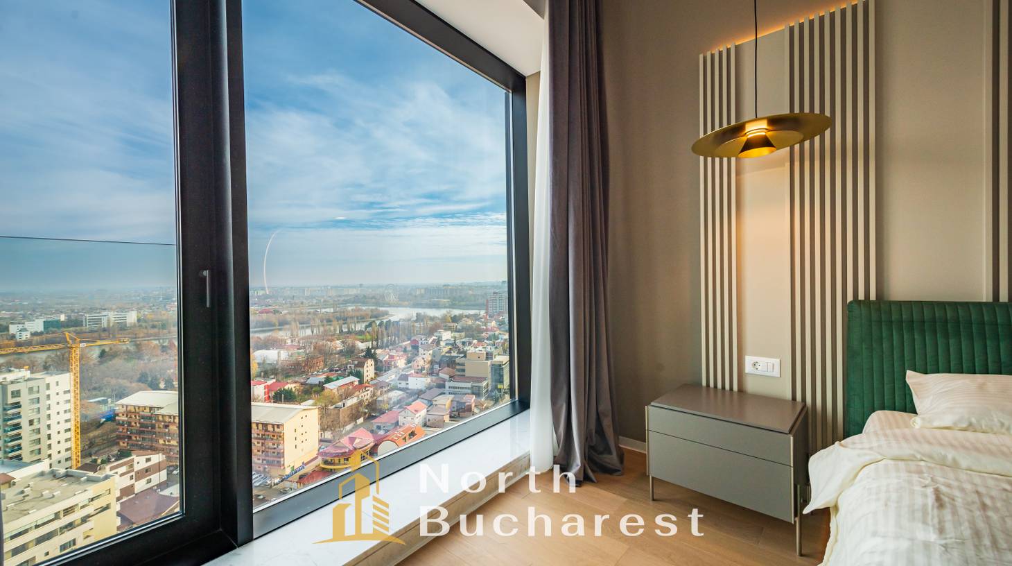 https://images.northbucharest.ro/CVnnfzAjlNS9vWZKH5StkMgrypzWwulnaTkKMc-fTy8/watermark:0.75:so:0:30:0.39/resize:fill:1460:816:1/gravity:ce/bG9jYWw6Ly8vZXN0YXRlL2xyLzliMzA1ZGFkLTg3M2MtNDlmYy1hZTE5LTlmMWIzZTdiZTA2My5qcGVn