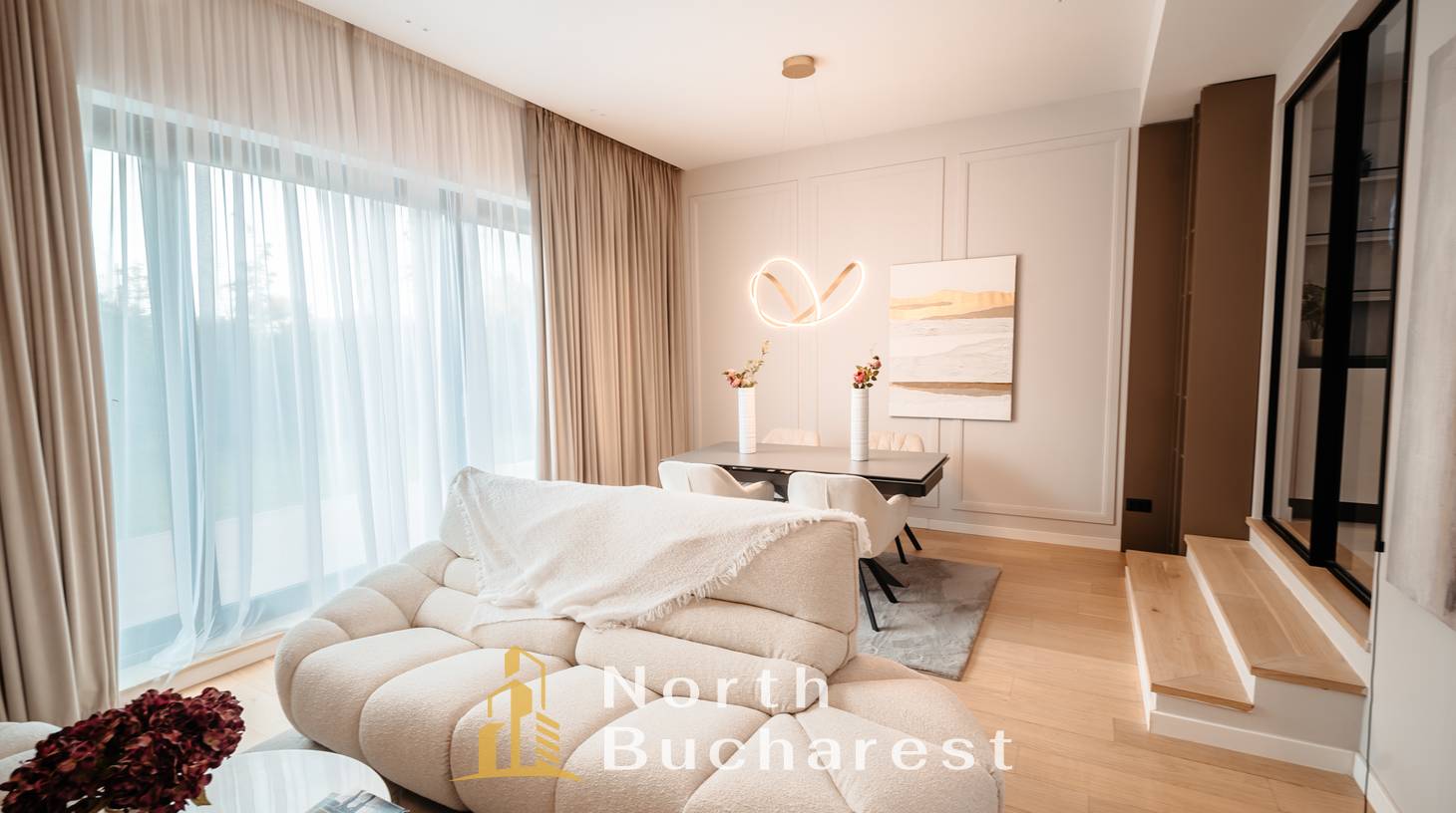 https://images.northbucharest.ro/CxvxehIc38kCkv8zh-nzf6sdVpTLePWIo3FlwsVyUF4/watermark:0.75:so:0:30:0.39/resize:fill:1460:816:1/gravity:ce/bG9jYWw6Ly8vZXN0YXRlL2xyLzA3YzBhYmZlLWYxYjktNDQxZS05M2U3LTM3ZDNjZWEzMDUwYS5qcGVn
