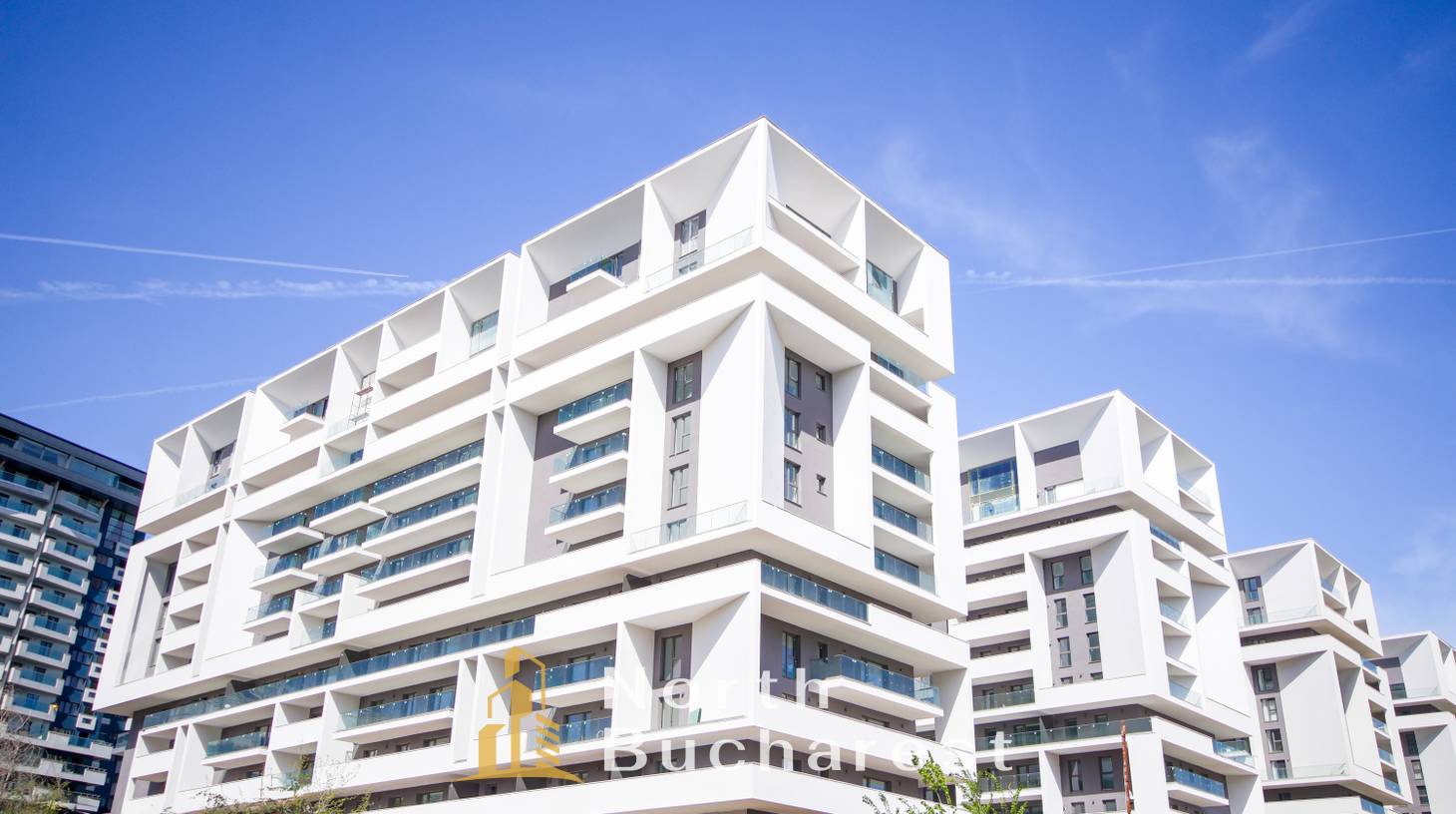 https://images.northbucharest.ro/E-Figpd-6aPQibs4EOj7LM4mhzNHR4s7if3mMwUduKw/watermark:0.75:so:0:30:0.39/resize:fill:1460:816:1/gravity:ce/bG9jYWw6Ly8vZXN0YXRlL2xyL2Y4M2RlZjViLWM5MjYtNDczMC04NjlhLWFhMzIwMzllYzkyMC5qcGVn