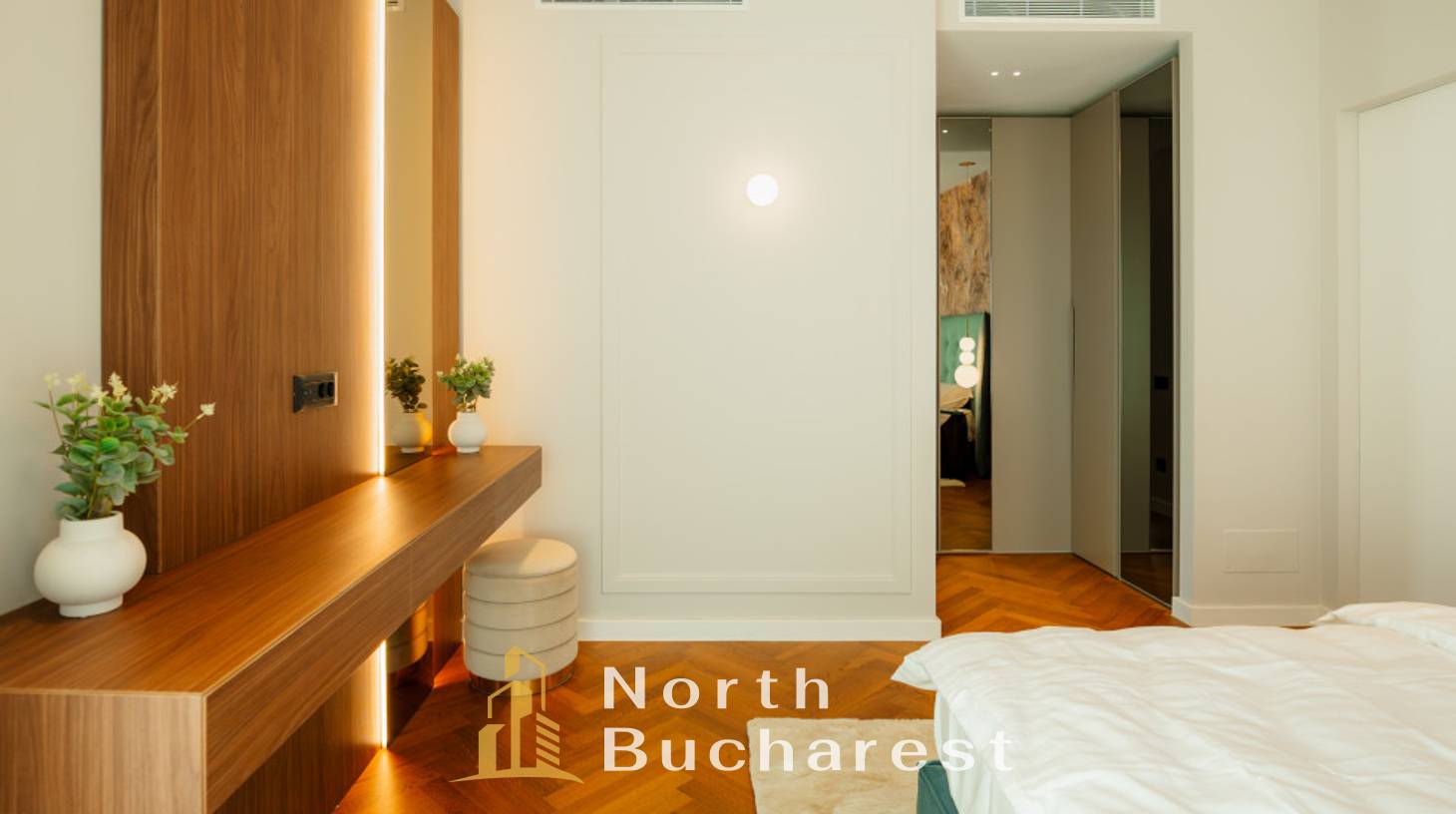 https://images.northbucharest.ro/EHVg7dxihAozUyHIYofTOdK3PKEhdqVV-sUngKCTE7c/watermark:0.75:so:0:30:0.39/resize:fill:1460:816:1/gravity:ce/bG9jYWw6Ly8vZXN0YXRlL2xyL3RpenZvNjJreWZndmdmMy0yNDZfMTUuanBn