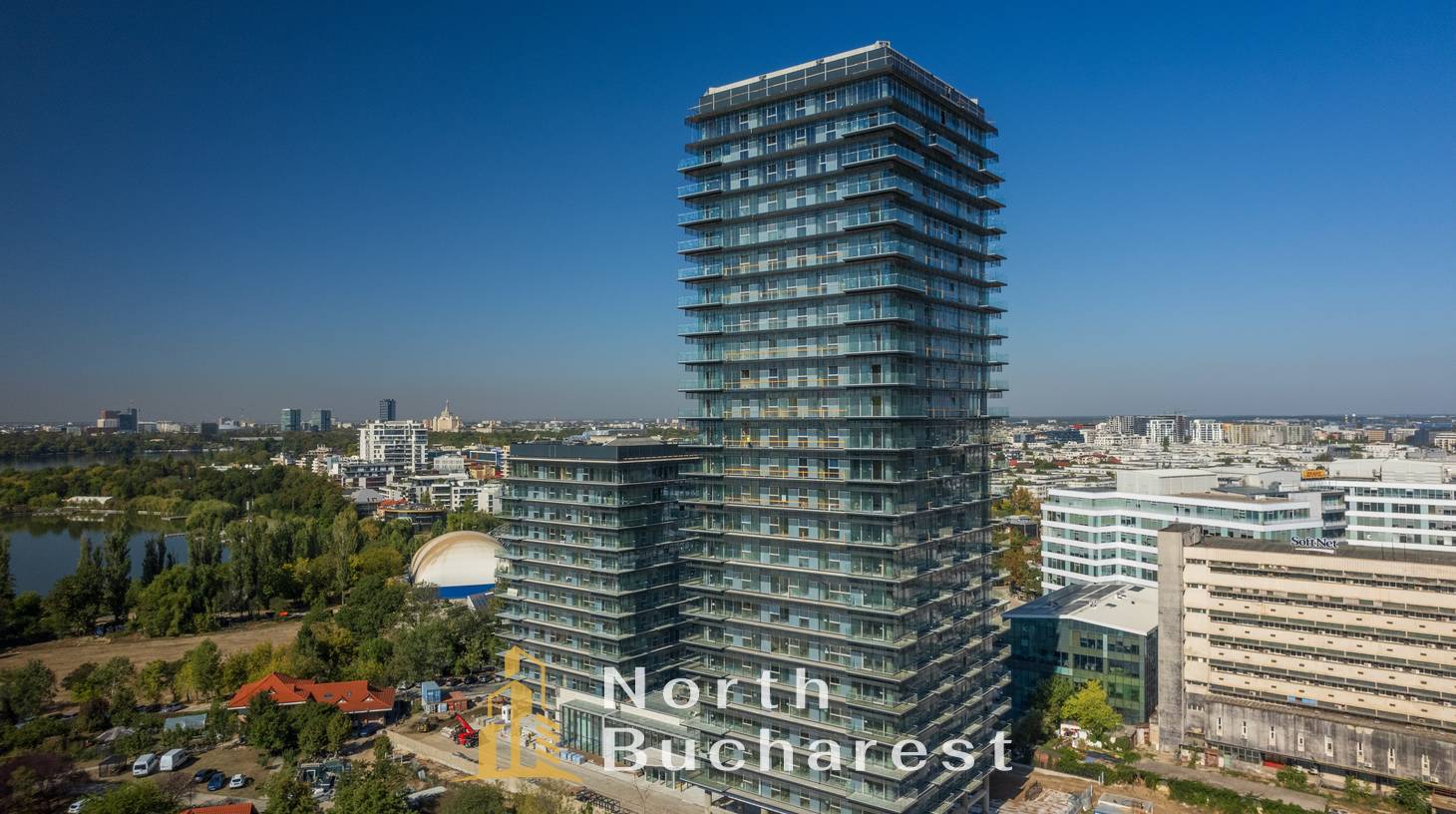 https://images.northbucharest.ro/EO9Jh_xpV-wFrBhvfslGj7PgKfCcKFy1OW-9BuRBuoU/watermark:0.75:so:0:30:0.39/resize:fill:1460:816:1/gravity:ce/bG9jYWw6Ly8vZXN0YXRlL2xyLzZiYzc4YTRmLTM4M2MtNDhkNi05ZDk5LWJlYzljZDAzYjU3Mi5qcGVn