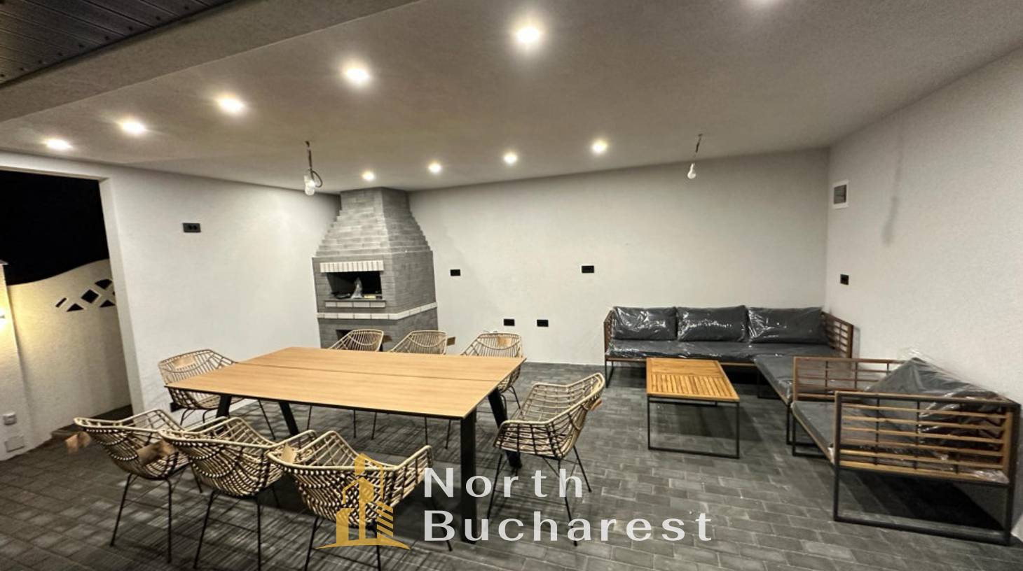 https://images.northbucharest.ro/EP6JMoEJYdHCvyMh17KtkBWuMOMU5vRGnmzBlrj3by4/watermark:0.75:so:0:30:0.39/resize:fill:1460:816:1/gravity:ce/bG9jYWw6Ly8vZXN0YXRlL2xyL20xdm5uaXI0bGYybGNzNy01MTVfMTIuanBn