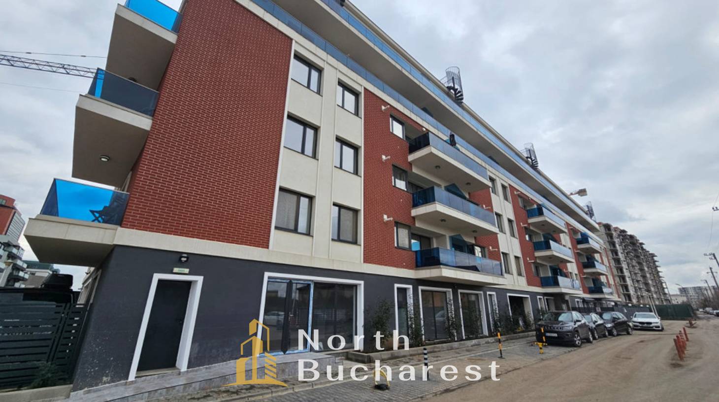 https://images.northbucharest.ro/EXWhbpUr2yB4rnqdnQrXWf39EQNyrzLLHDBNaaJeRAc/watermark:0.75:so:0:30:0.39/resize:fill:1460:816:1/gravity:ce/bG9jYWw6Ly8vZXN0YXRlL2xyLzZtY3FtcHB4dmh5NHJ2Zy0yNTlfMy5qcGVn