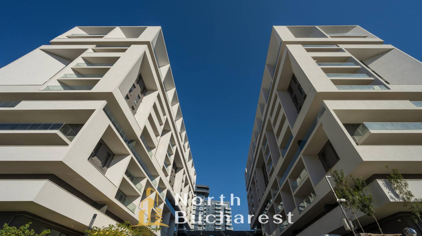 https://images.northbucharest.ro/Eo4iQcd63opmcQ6gbCHC4bmFAXeBR7FiKiC5w-Xpf7A/watermark:0.75:so:0:30:0.39/resize:fill:1460:816:1/gravity:ce/bG9jYWw6Ly8vZXN0YXRlL2xyLzc0NjQ2MmYzLTFmOGUtNDBmNy1hOGJmLTQ3YjAxZmRmN2E1ZS5qcGVn