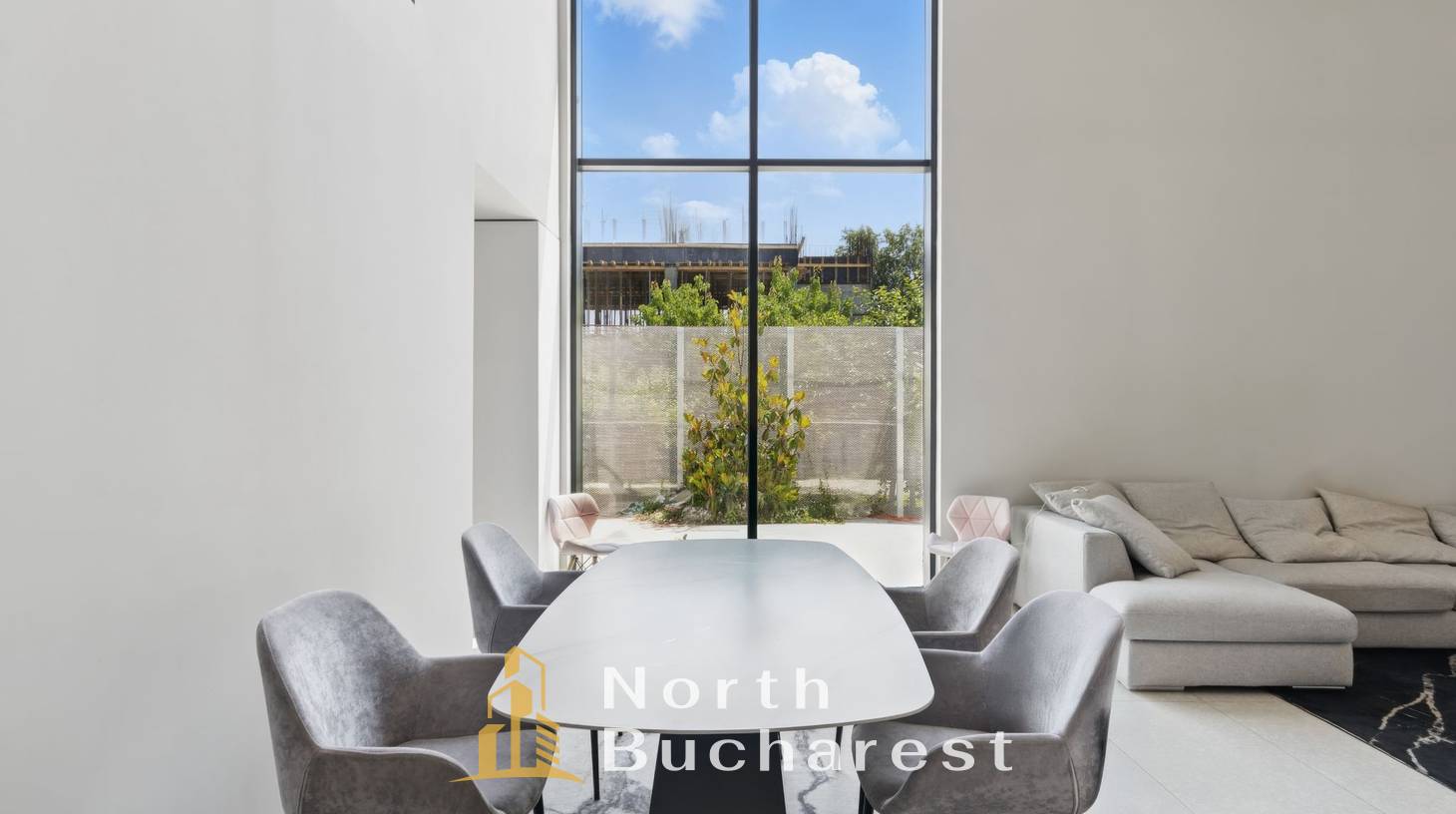 https://images.northbucharest.ro/F0T9RltT-Q8LZyRiESlQcU_0Itdog6QfQAxT6U1mFPY/watermark:0.75:so:0:30:0.39/resize:fill:1460:816:1/gravity:ce/bG9jYWw6Ly8vZXN0YXRlL2xyLzM1MDFkMDc0LWRkNTgtNDFlYS1hNGYxLTYwOTFjZWZhMTZjZi5qcGVn